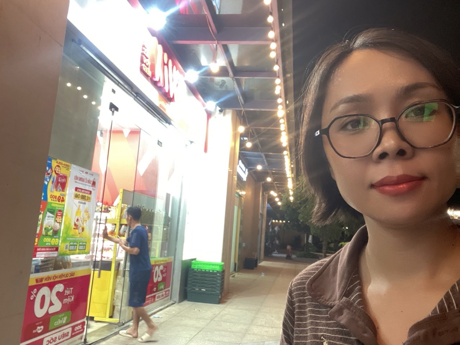 Bán nhà Tam Trinh - diện tích 163m2 2 tầng - Căn thương mại dịch vụ - giá 17,8 tỷ