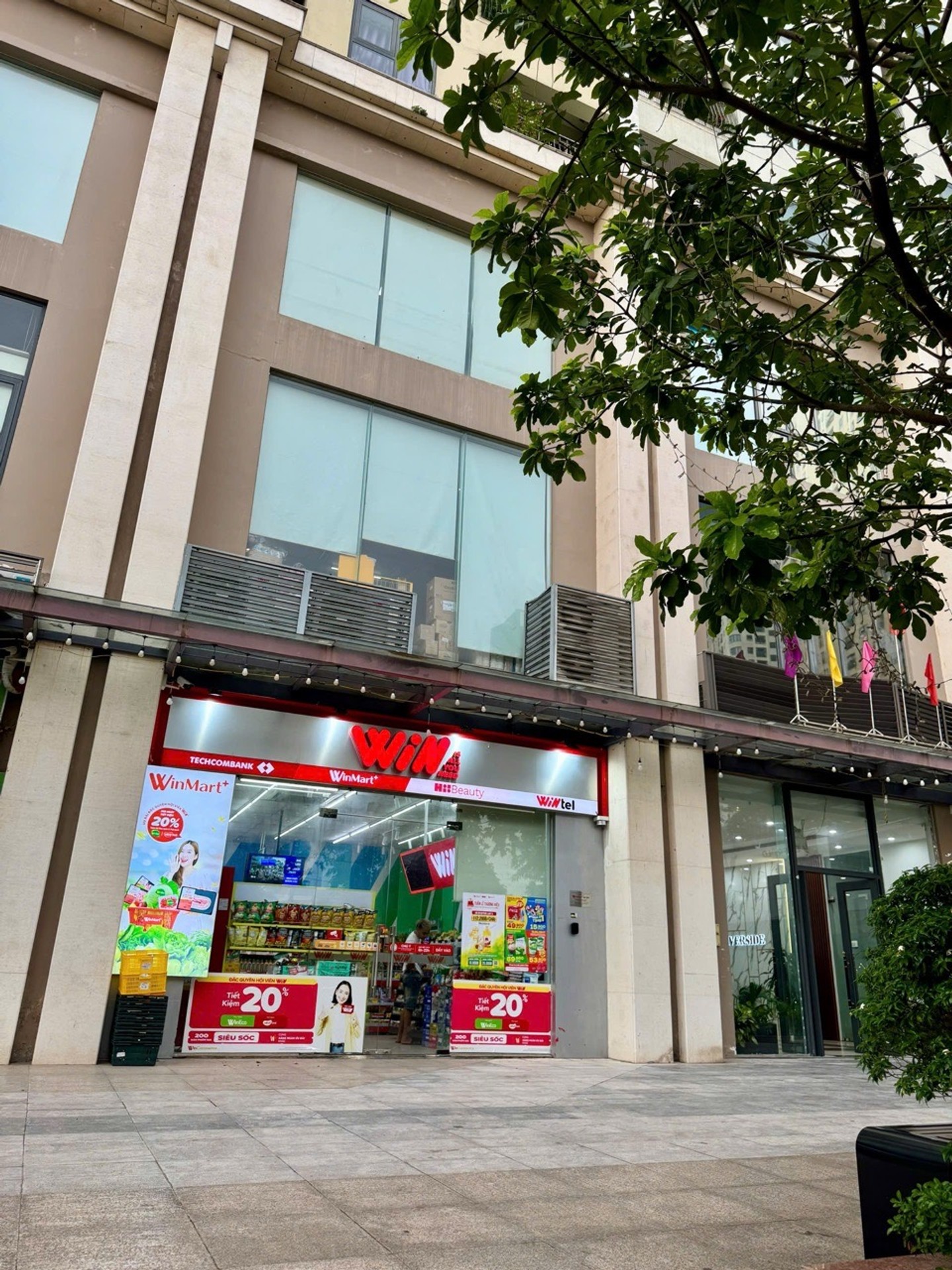 Bán nhà Tam Trinh - diện tích 163m2 2 tầng - Căn thương mại dịch vụ - giá 17,8 tỷ