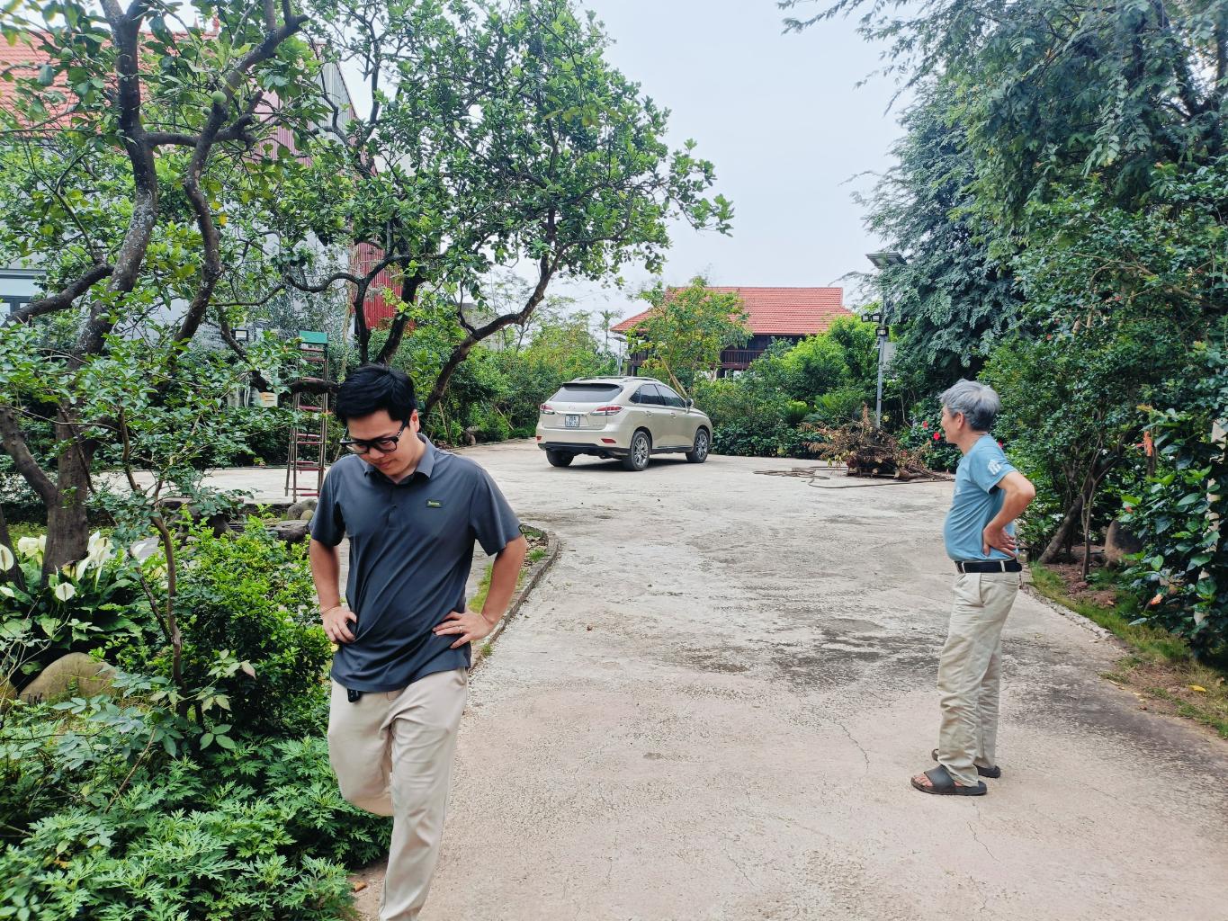 Bán nhà Đông Tảo - diện tích 2400m2 1 tầng - Lô góc - giá 47,3 tỷ