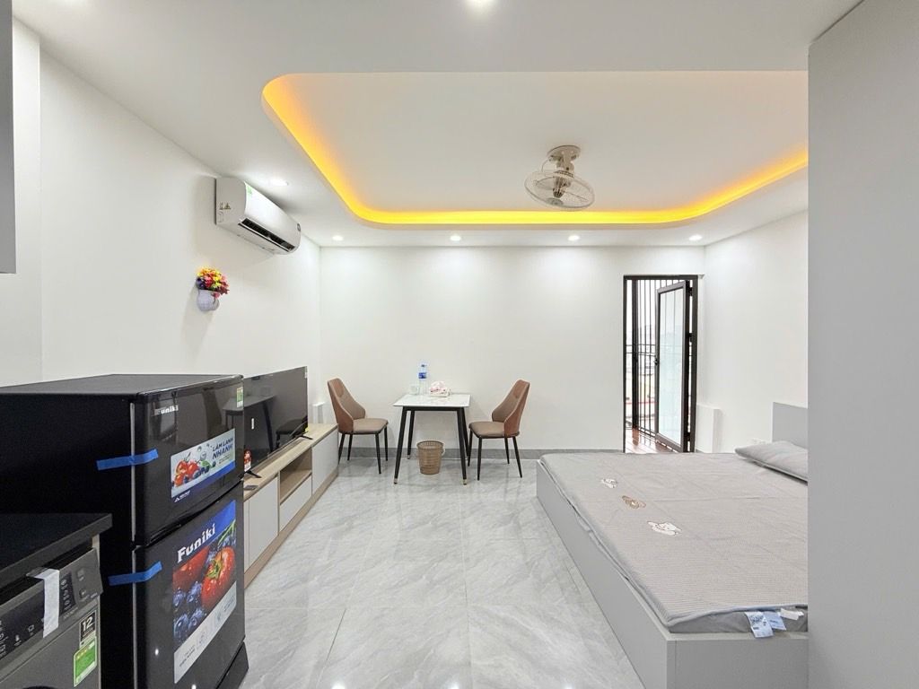 Bán nhà Minh Khai - diện tích 105m2 7 tầng - Thang máy - giá 31,5 tỷ