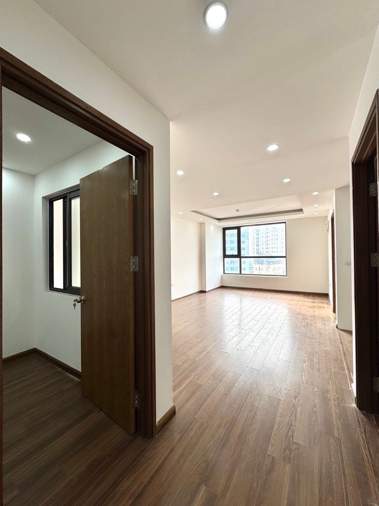 Bán nhà Đại Kim - diện tích 86m2 8 tầng - Căn hộ 3 ngủ - giá 7,05 tỷ