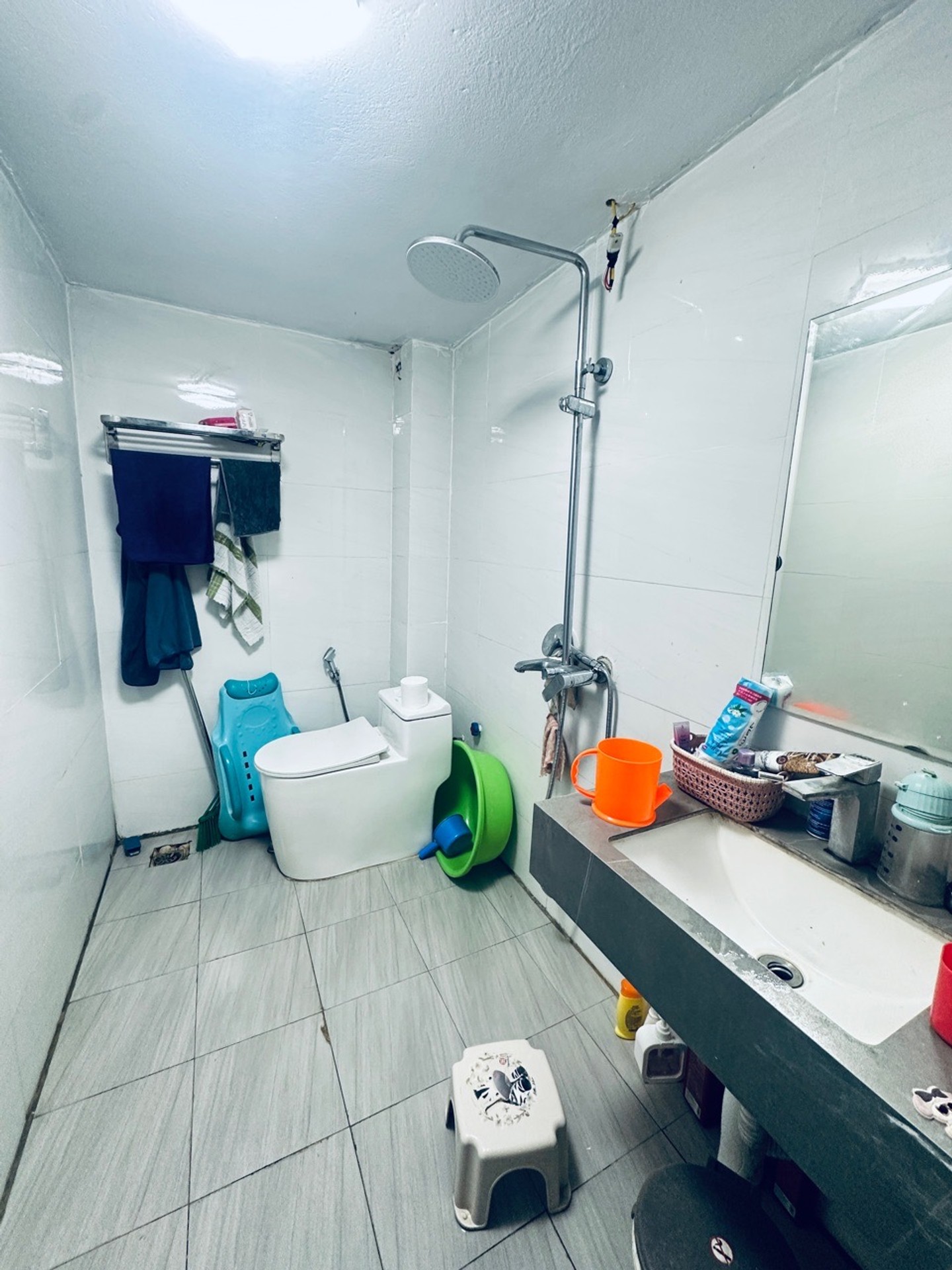 Bán nhà Định Công Hạ - diện tích 48m2 2 tầng - Lô góc, mặt ngõ thông - giá 2,2 tỷ