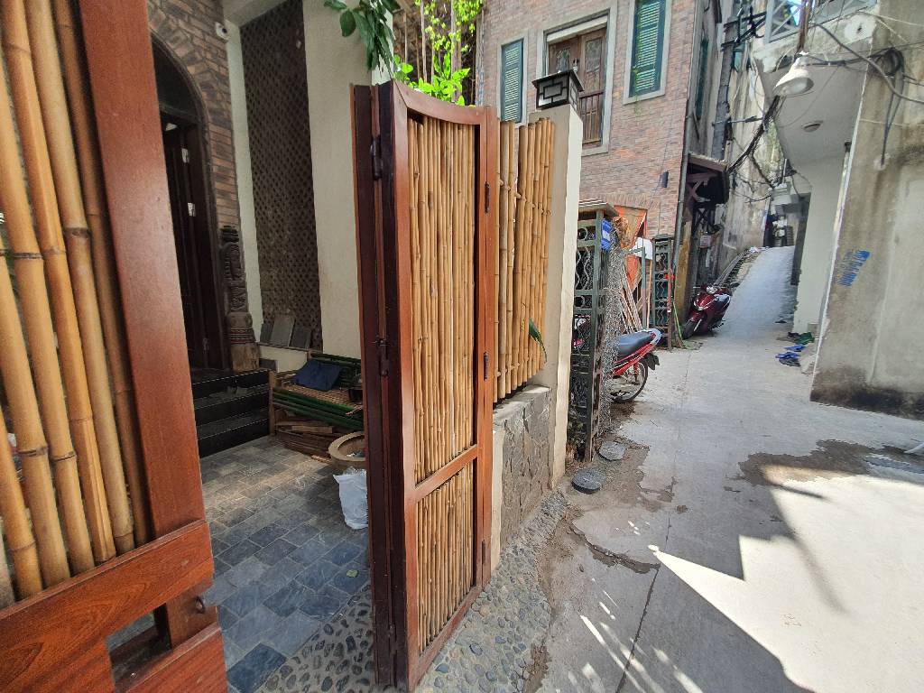 Bán nhà Nguyễn Khoái - diện tích 46m2 4 tầng - Nhà đẹp hiếm có - giá 7,9 tỷ