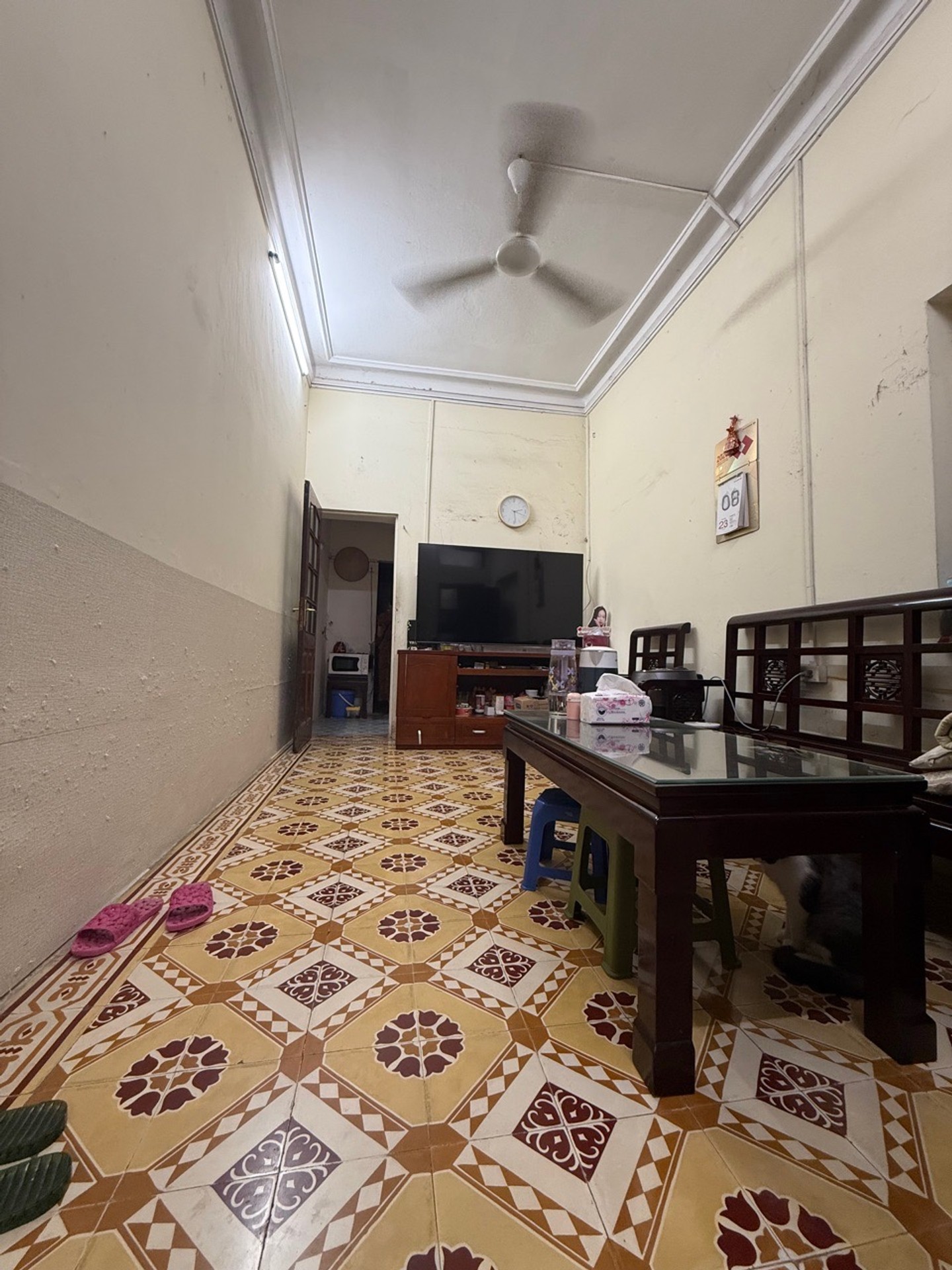Bán nhà Dương Văn Bé - diện tích 38m2 3 tầng - Mặt Ngõ Ba Gác Thông - giá 11,4 tỷ