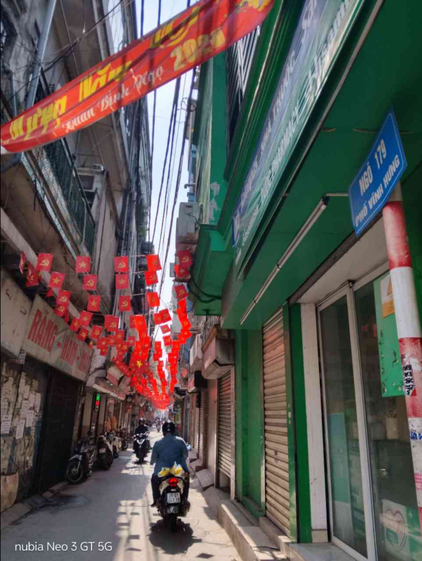 Bán nhà Vĩnh Hưng - diện tích 30m2 3 tầng - Ngõ ô tô thông khắp ngả - giá 2,9 tỷ