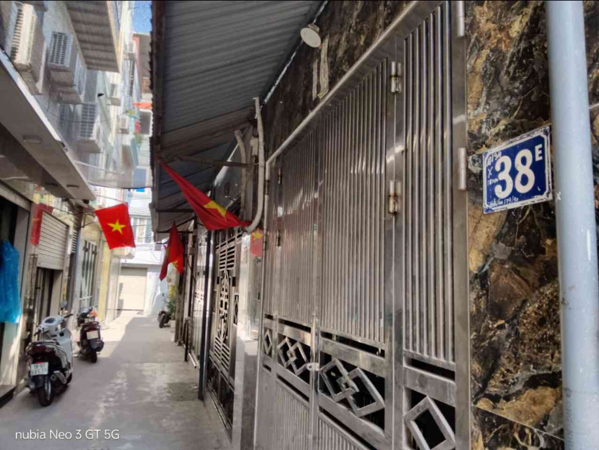 Bán nhà Vĩnh Hưng - diện tích 30m2 3 tầng - Ngõ ô tô thông khắp ngả - giá 2,9 tỷ