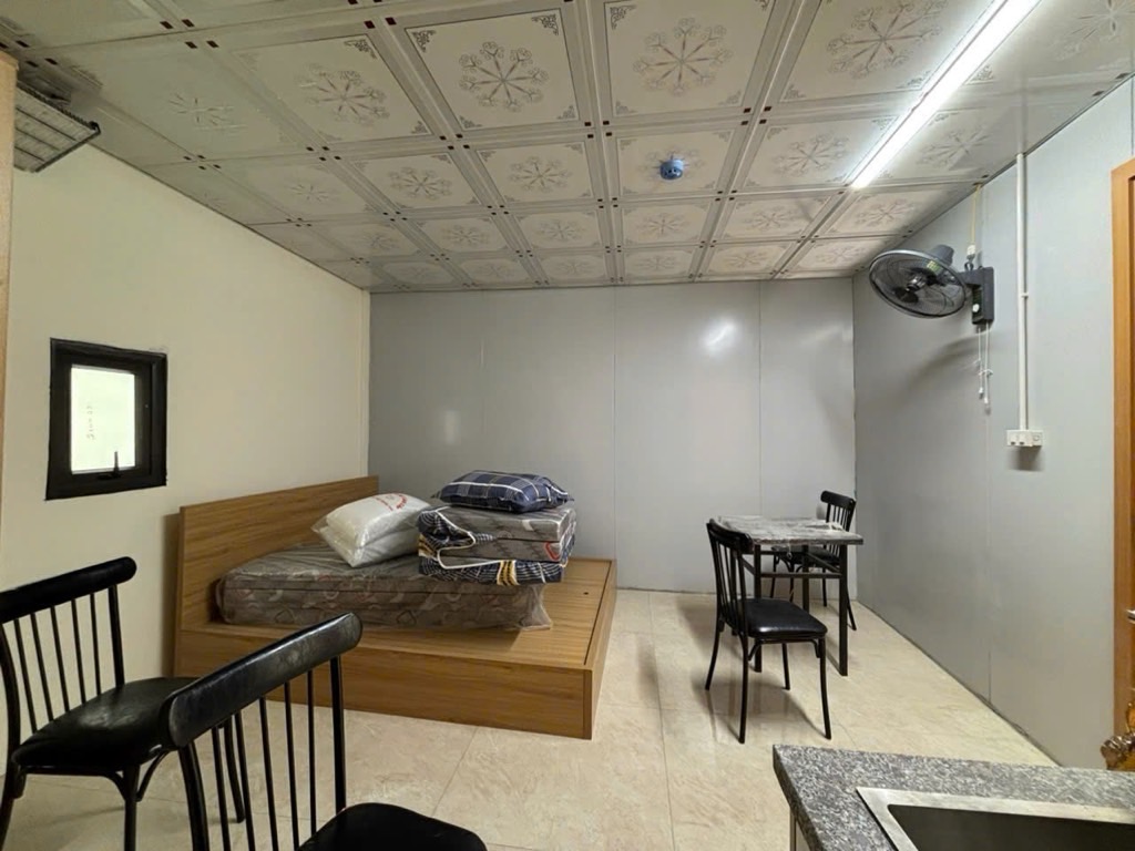 Bán nhà Nguyễn Khoái - diện tích 327,8m2 5 tầng - Tòa nhà căn hộ dòng tiền khủng - giá 128 tỷ