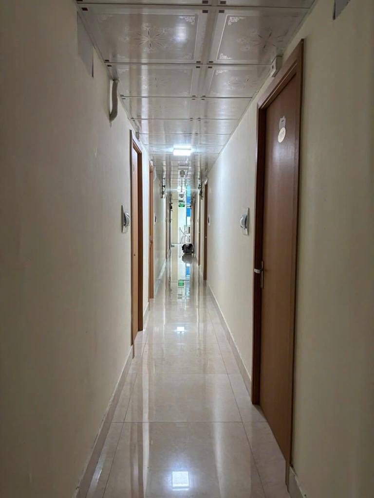 Bán nhà Nguyễn Khoái - diện tích 327,8m2 5 tầng - Tòa nhà căn hộ dòng tiền khủng - giá 128 tỷ