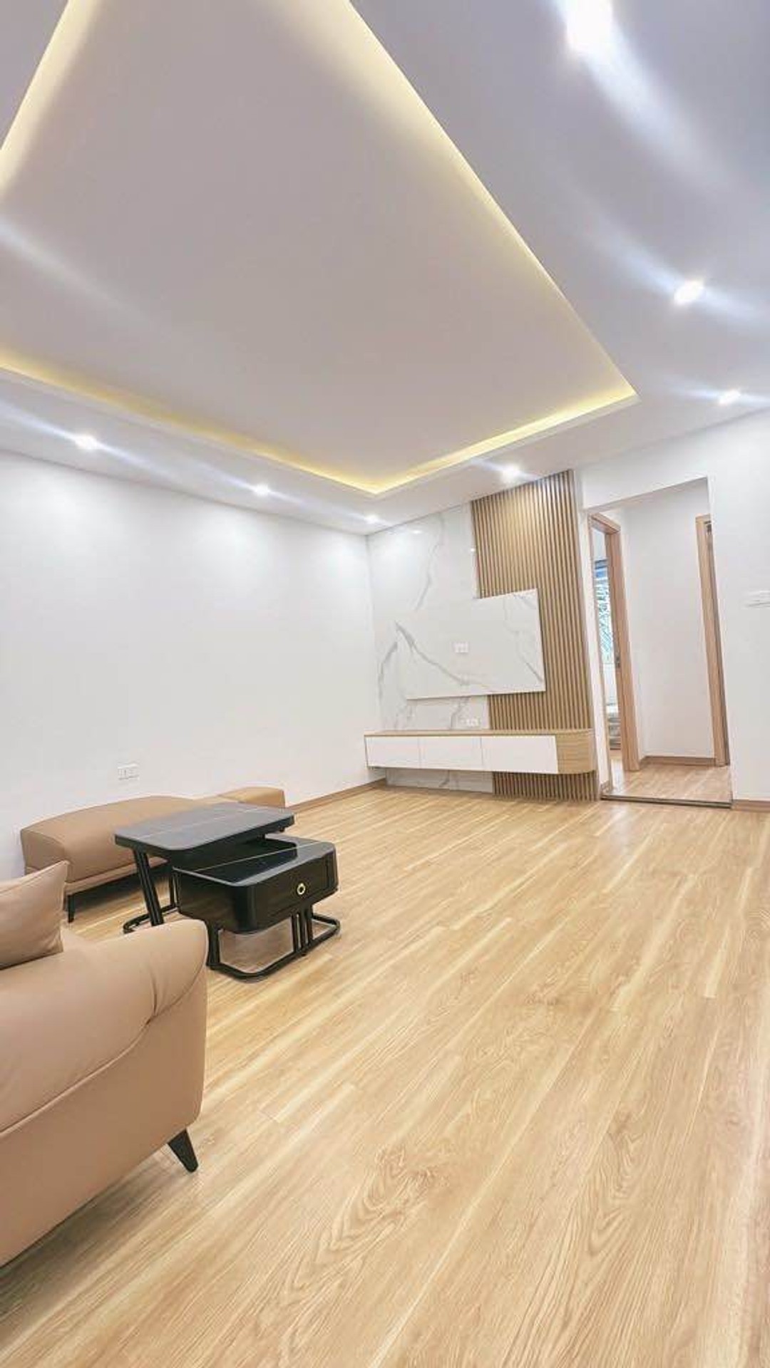 Bán nhà Giải Phóng - diện tích 60m2 5 tầng - Tập thể văn minh, sạch sẽ - giá 3,98 tỷ