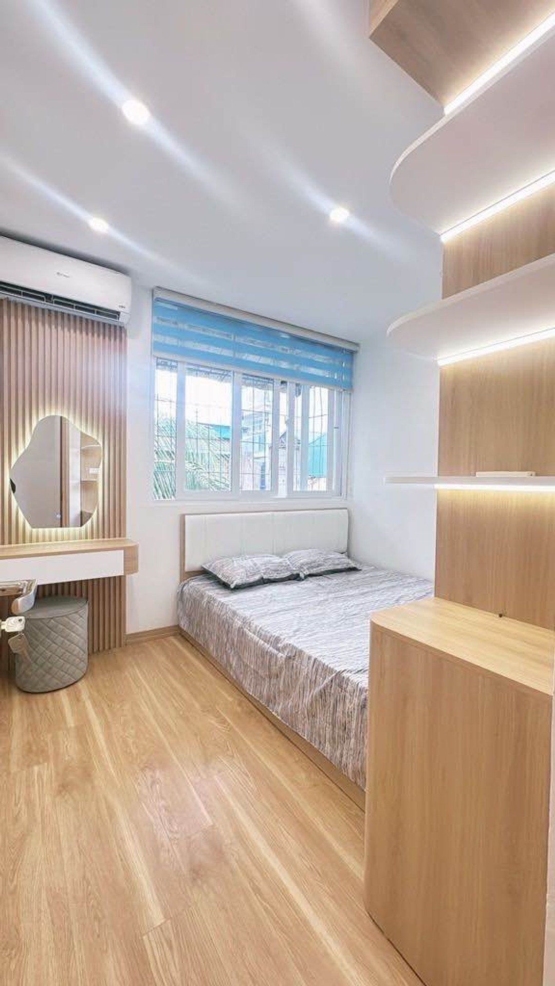 Bán nhà Giải Phóng - diện tích 60m2 5 tầng - Tập thể văn minh, sạch sẽ - giá 3,98 tỷ