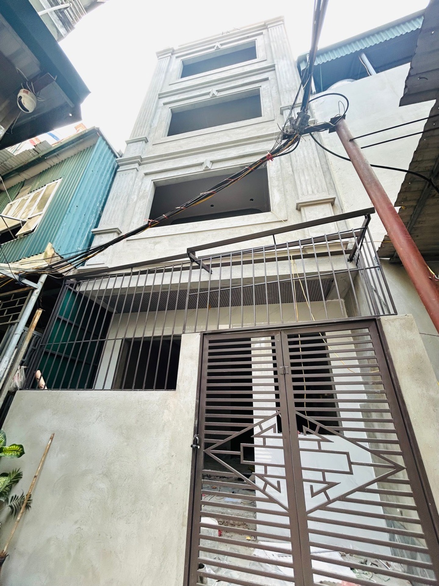 Bán nhà Hưng Phúc - diện tích 39m2 6 tầng - Thang máy - giá 8,9 tỷ