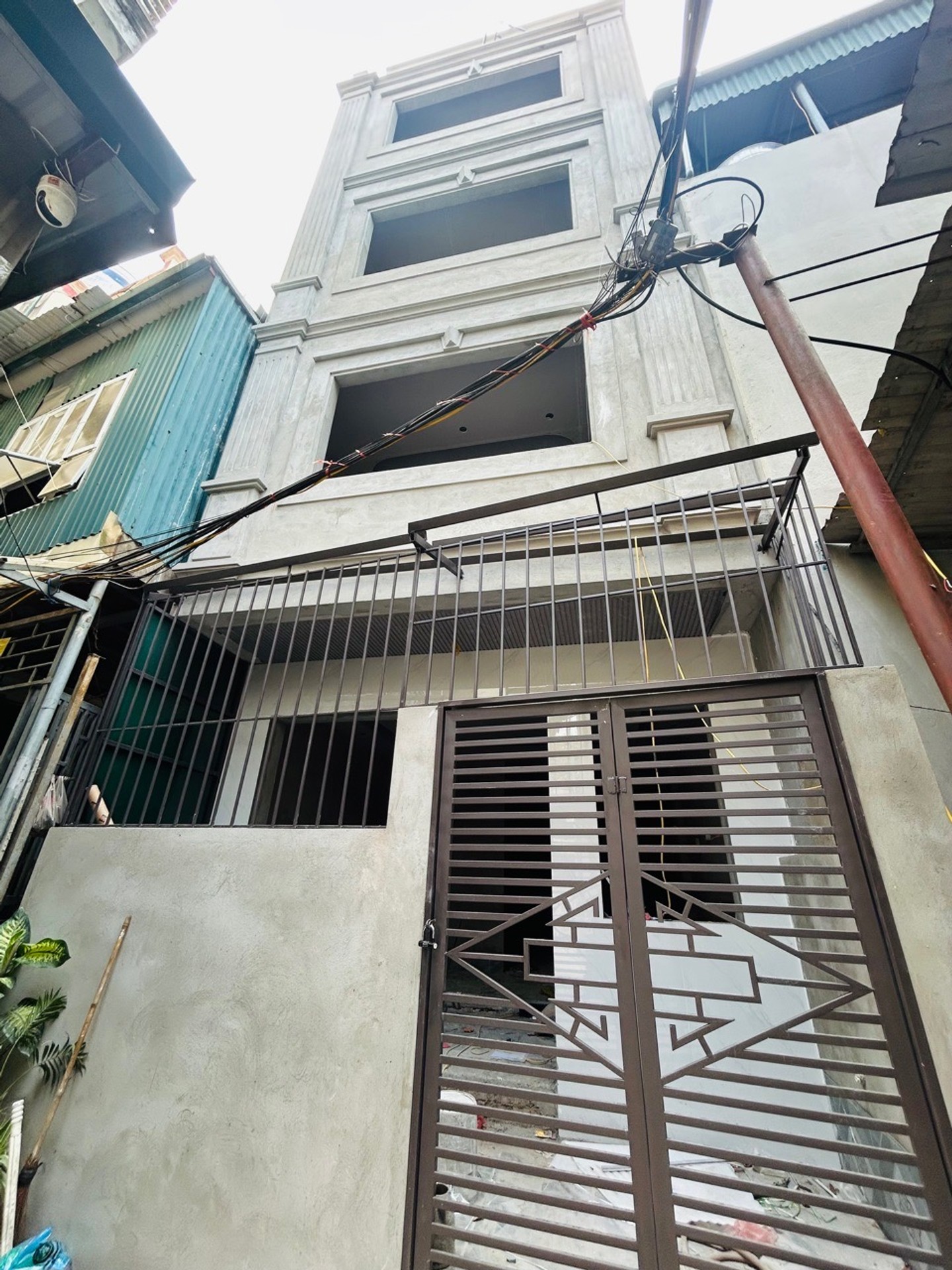 Bán nhà Hưng Phúc - diện tích 39m2 6 tầng - Thang máy - giá 8,9 tỷ