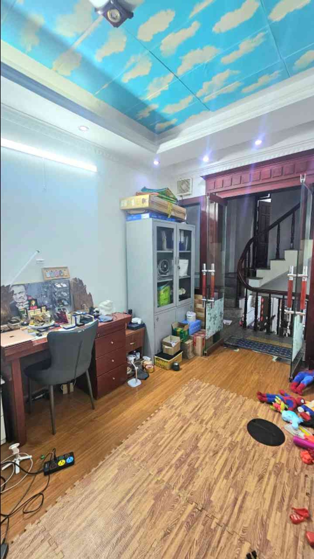 Bán nhà Lĩnh Nam - diện tích 49m2 5 tầng - Lô góc thoáng sáng - giá 11 tỷ