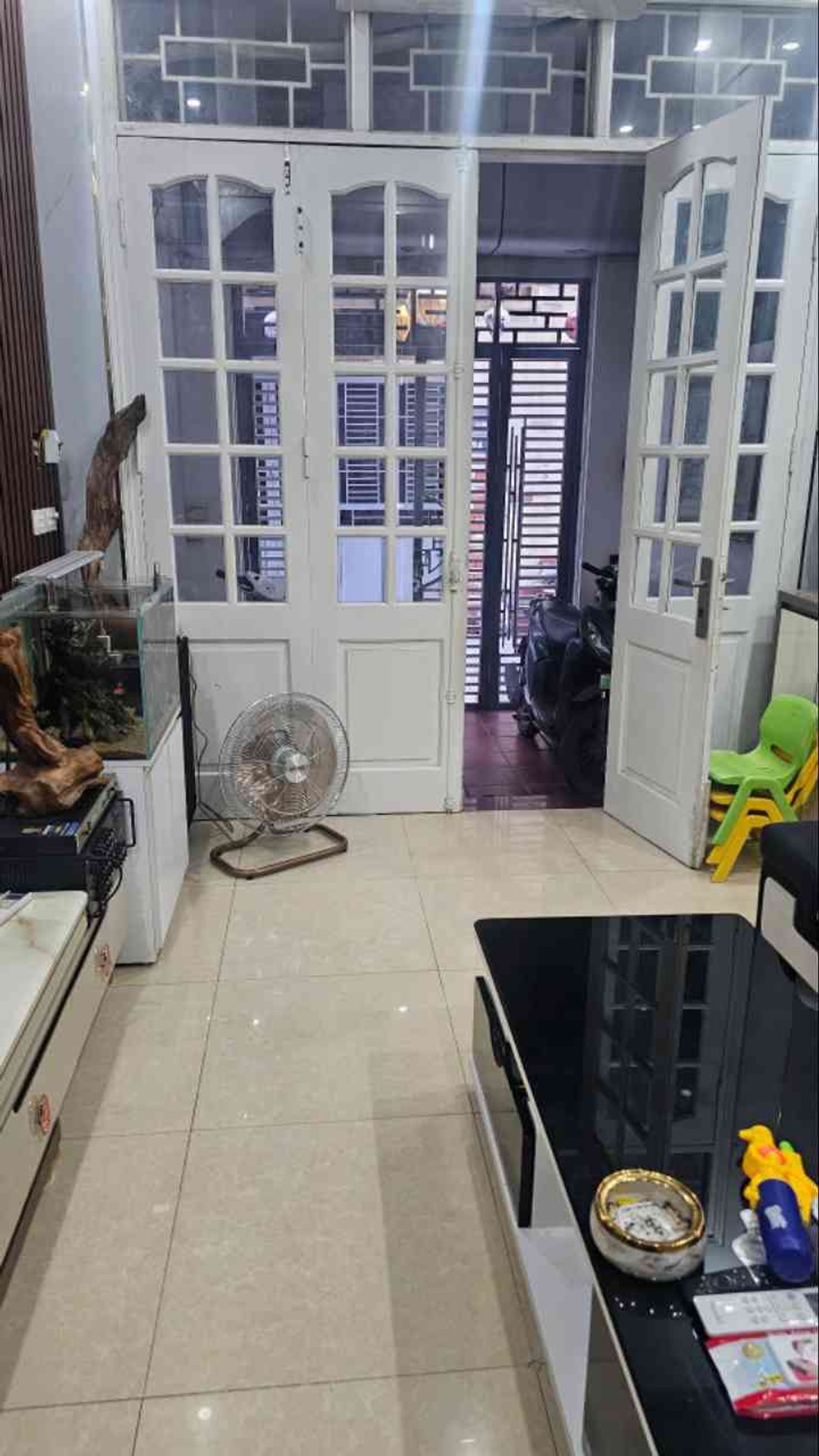 Bán nhà Lĩnh Nam - diện tích 49m2 5 tầng - Lô góc thoáng sáng - giá 11 tỷ
