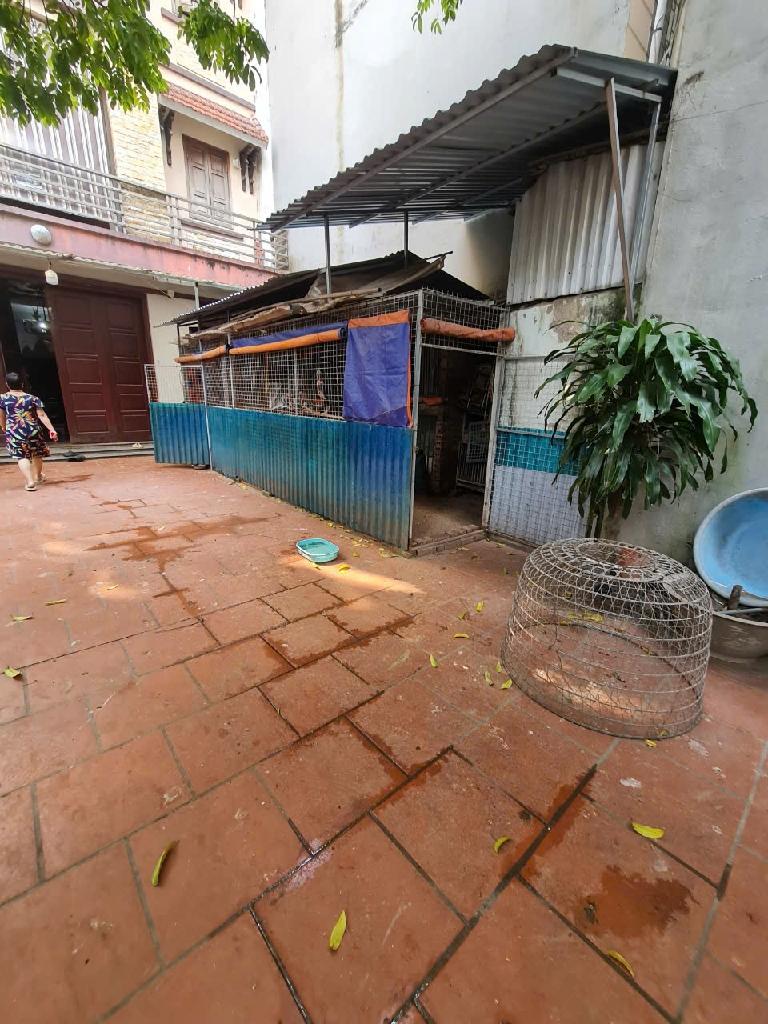 Bán nhà Giải Phóng - diện tích 166m2 4 tầng - LÔ GÓC, Ô TÔ VÀO NHÀ KINH DOANH SẦM UẤT - giá 23 tỷ