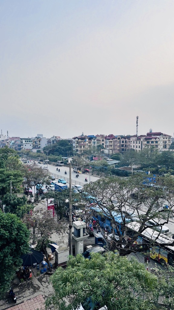 Bán nhà Ngọc Hồi - diện tích 83m2 5 tầng - Mặt phố kinh doanh vỉa hè rộng - giá 22,9 tỷ