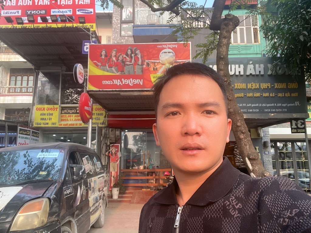 Bán nhà Ngọc Hồi - diện tích 83m2 5 tầng - Mặt phố kinh doanh vỉa hè rộng - giá 22,9 tỷ