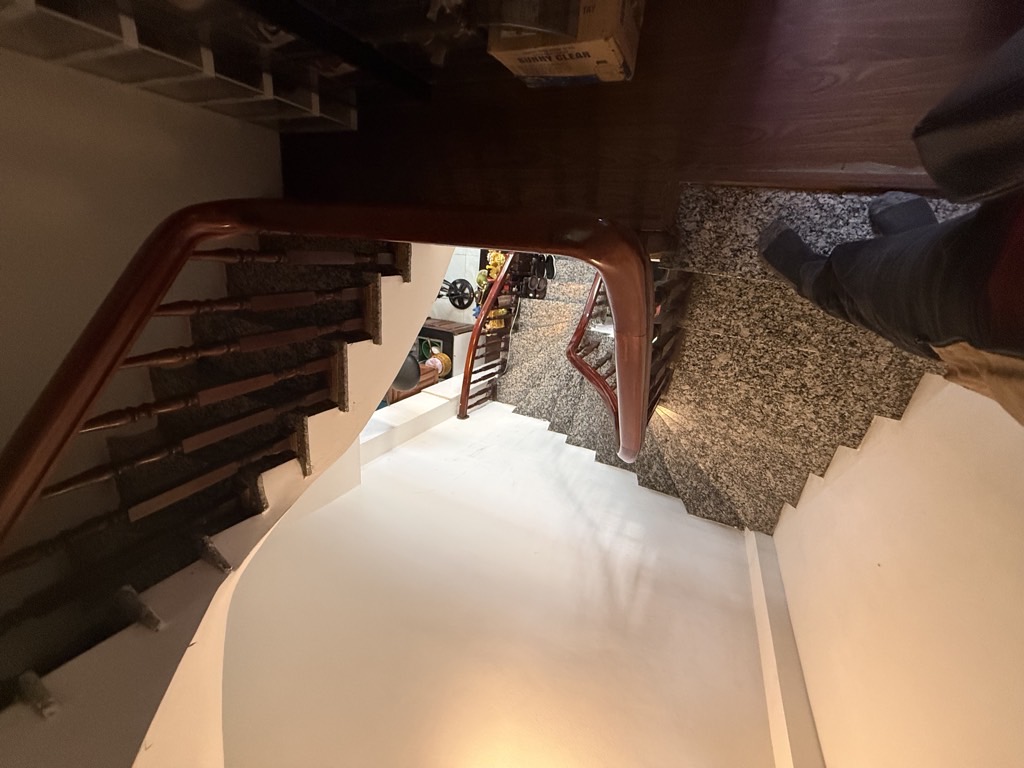 Bán nhà Giáp Bát - diện tích 80m2 5 tầng - Ngõ ô tô - giá 19,5 tỷ