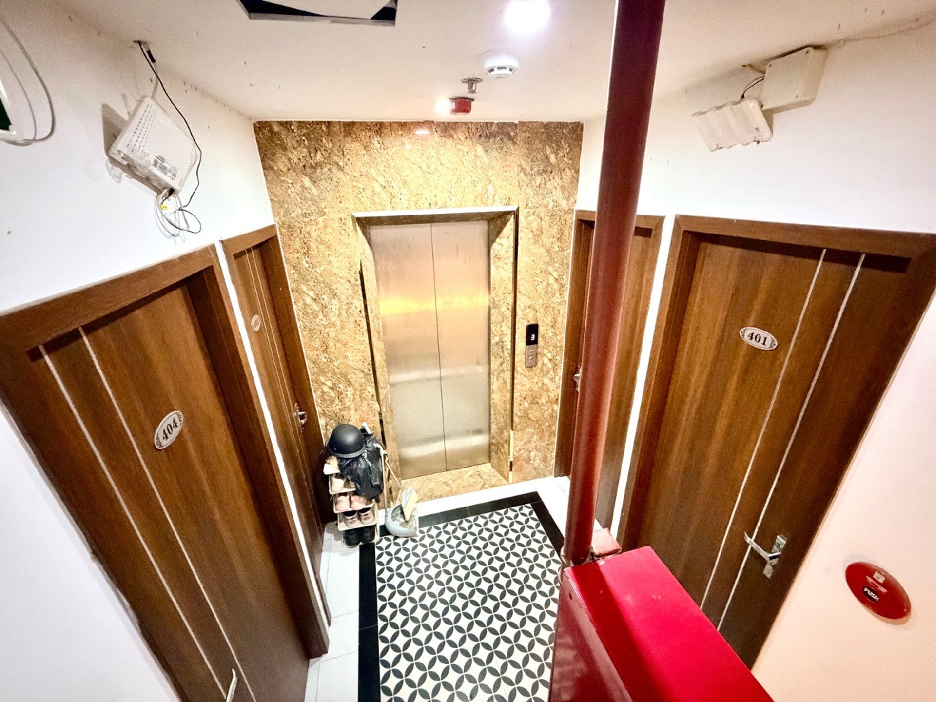 Bán nhà Hai Bà Trưng - diện tích 66m2 6 tầng - Siêu phẩm căn hộ dịch vụ - giá 20,2 tỷ