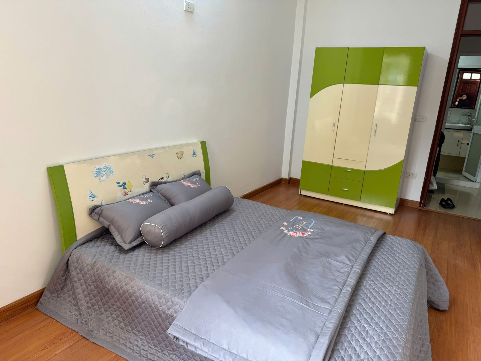 Bán nhà Vĩnh Hưng - diện tích 30m2 5 tầng - Nhà đẹp hiếm có - giá 6,8 tỷ
