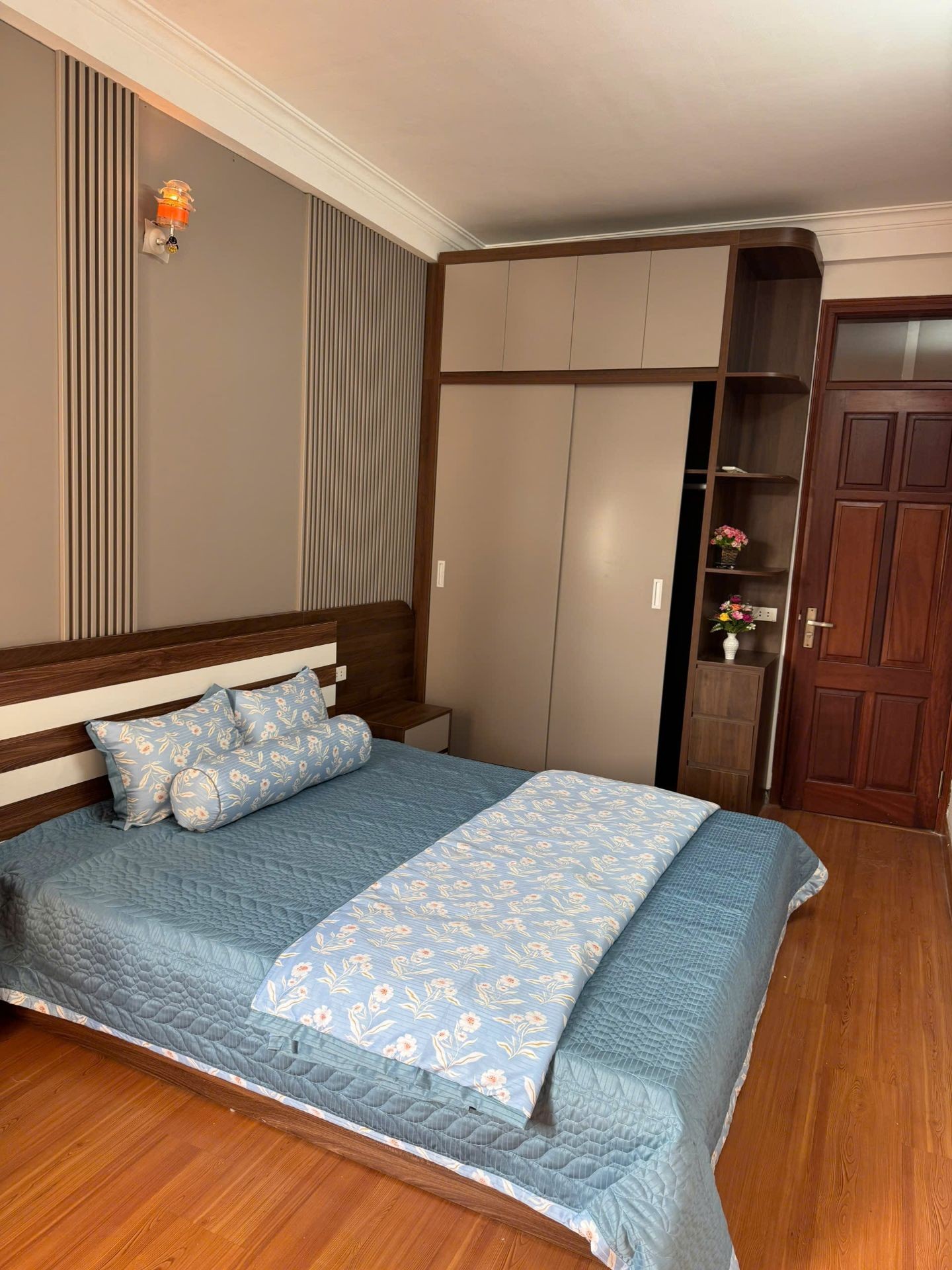 Bán nhà Vĩnh Hưng - diện tích 30m2 5 tầng - Nhà đẹp hiếm có - giá 6,8 tỷ