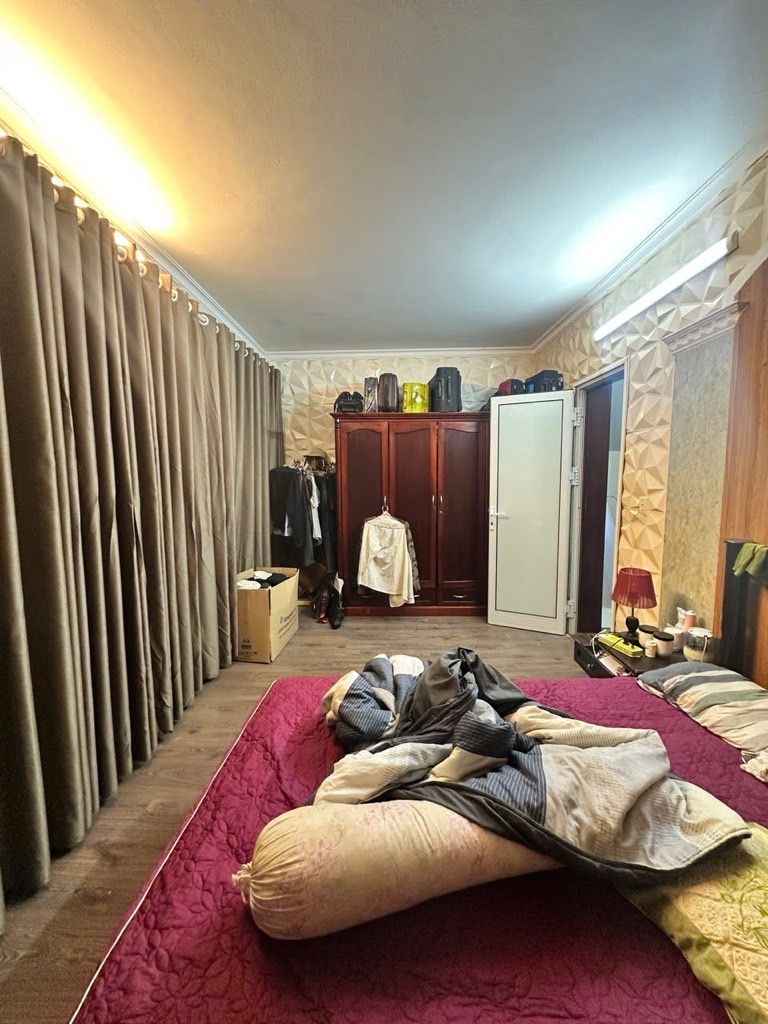 Bán nhà Yên Bái 1 - diện tích 220m2 3 tầng - Mặt phố, 2 mặt ngõ - giá 43 tỷ