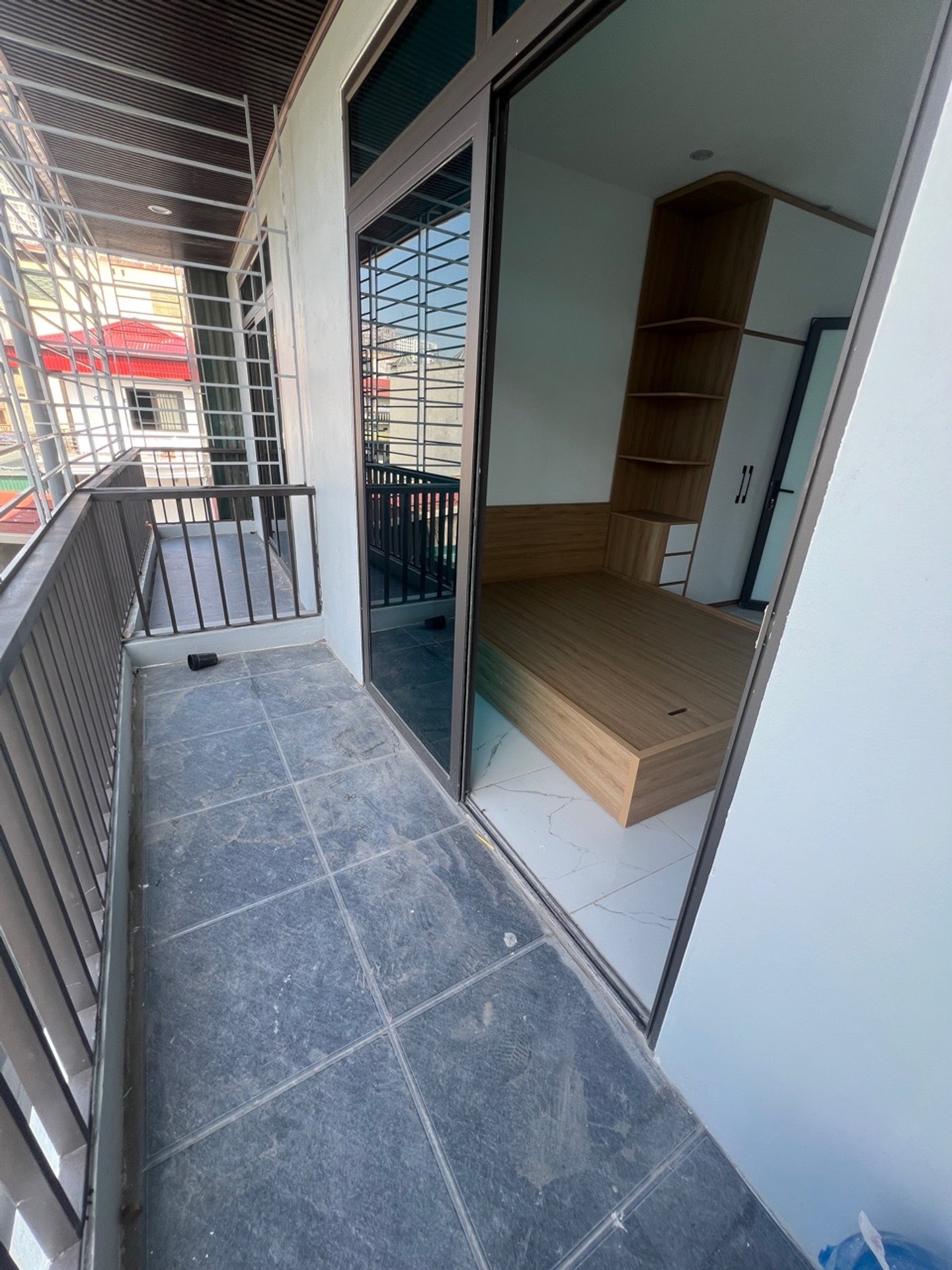 Bán nhà Tân Khai - diện tích 23m2 3 tầng - Ngõ ba gác - giá 3,8 tỷ