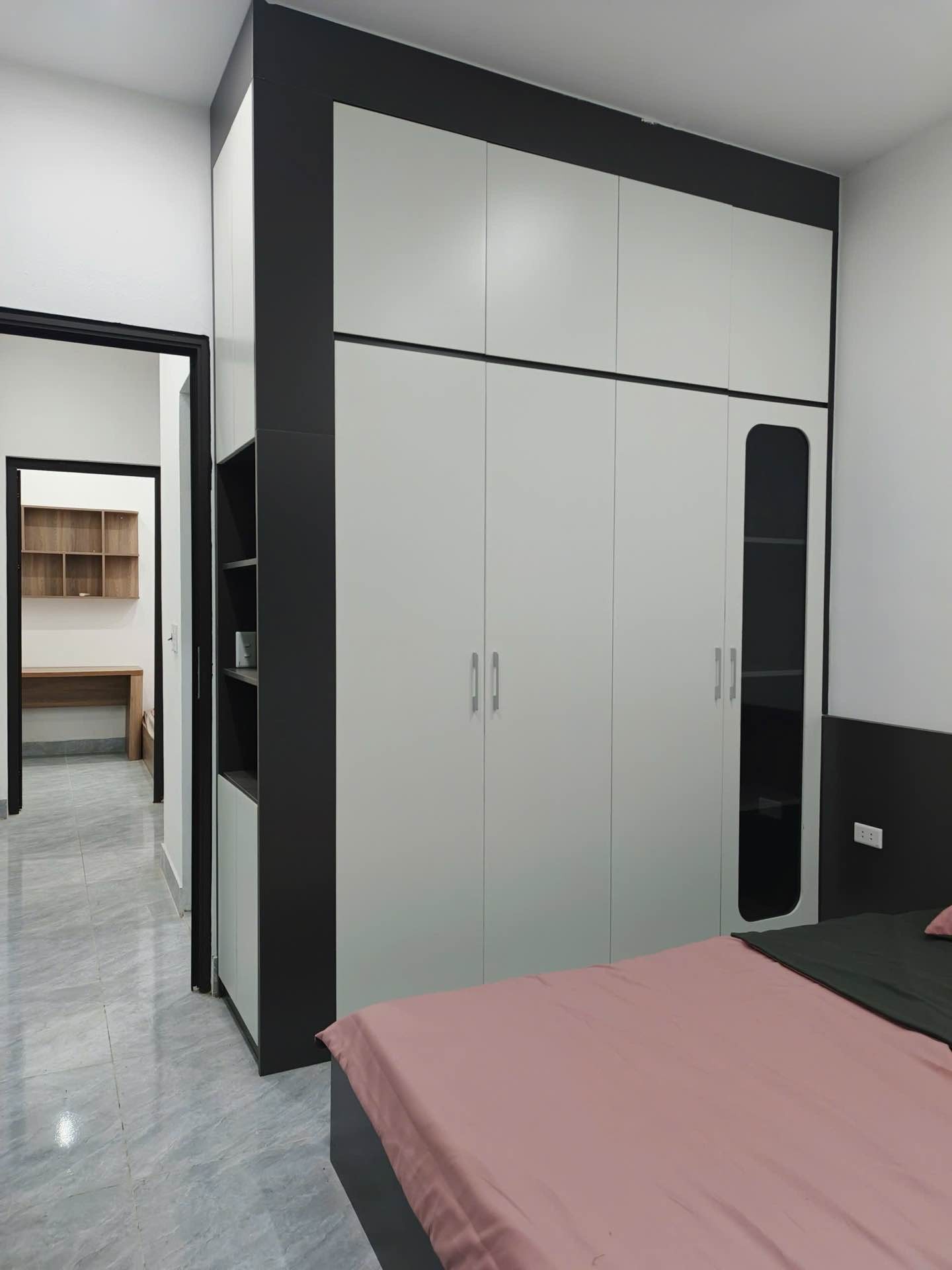 Bán nhà Tam Trinh - diện tích 34m2 4 tầng - Ngõ thông, gần ô tô - giá 9 tỷ