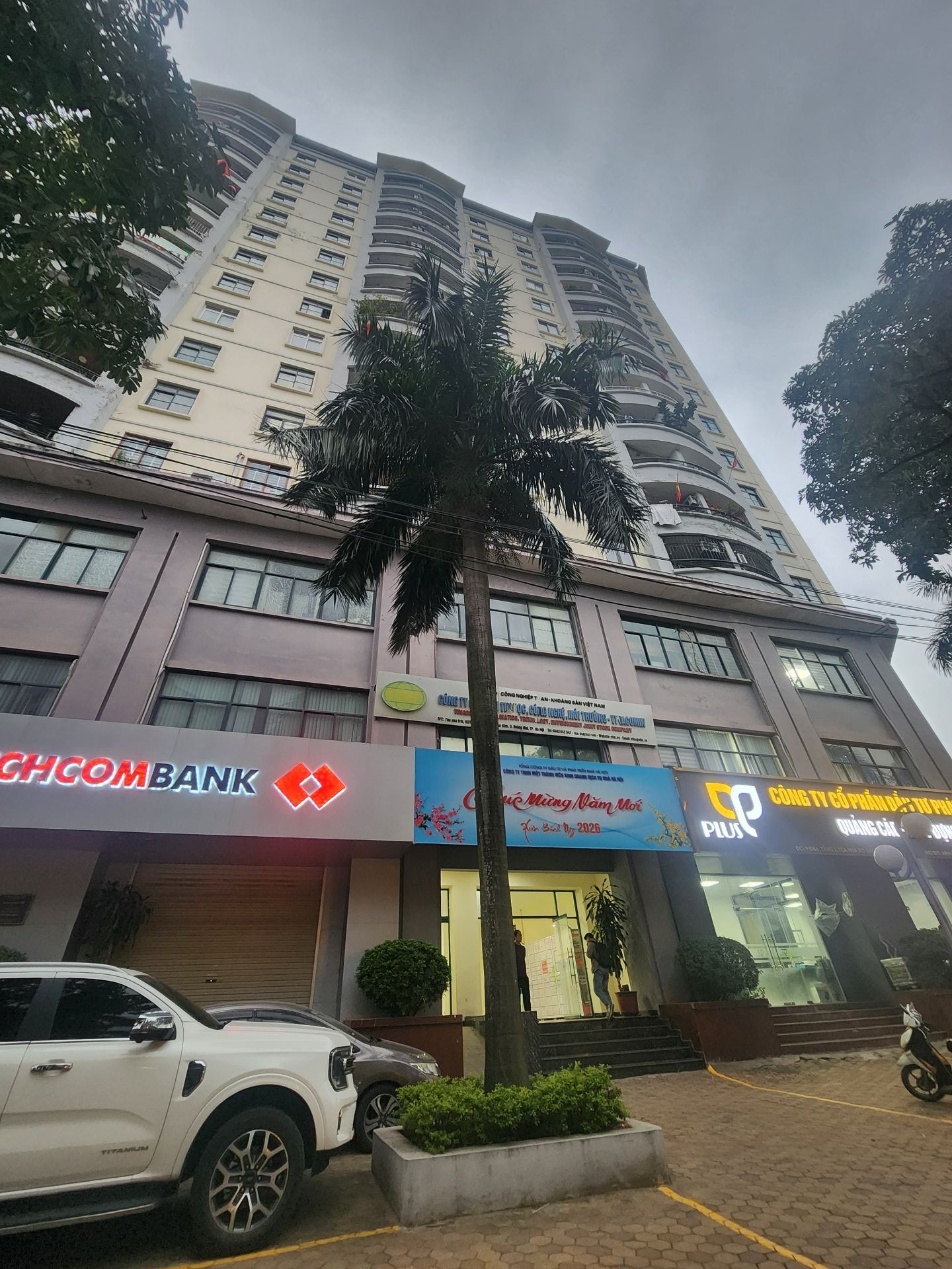 Bán nhà Nguyễn Công Thái - diện tích 86m2 1 tầng - Lô góc thoáng sáng - giá 8,4 tỷ