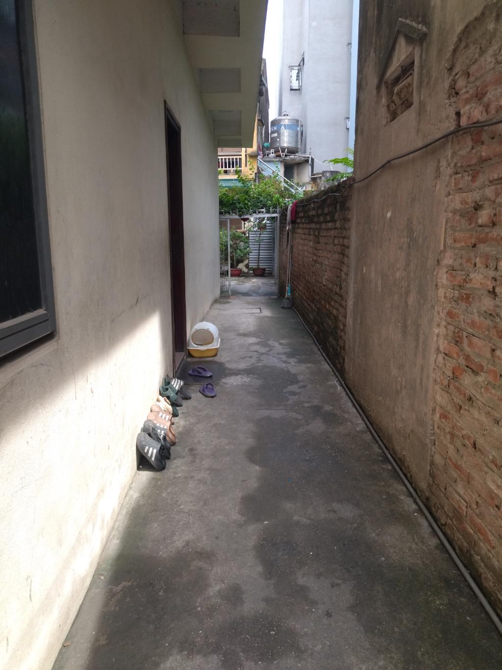 Bán nhà Hoàng Liệt - diện tích 50m2 1 tầng - Ô Tô Tránh Cách 1 Nhà - giá 8,3 tỷ