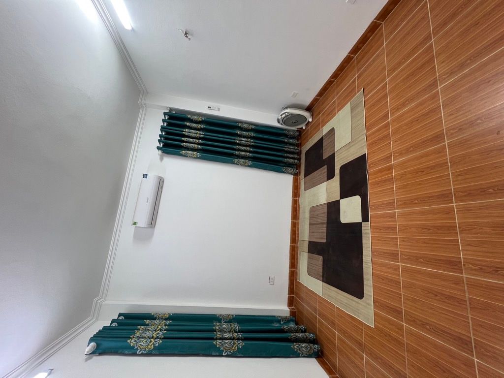 Bán nhà Tân Mai - diện tích 18m2 3 tầng - ô tô cách 3 nhà - giá 2,8 tỷ