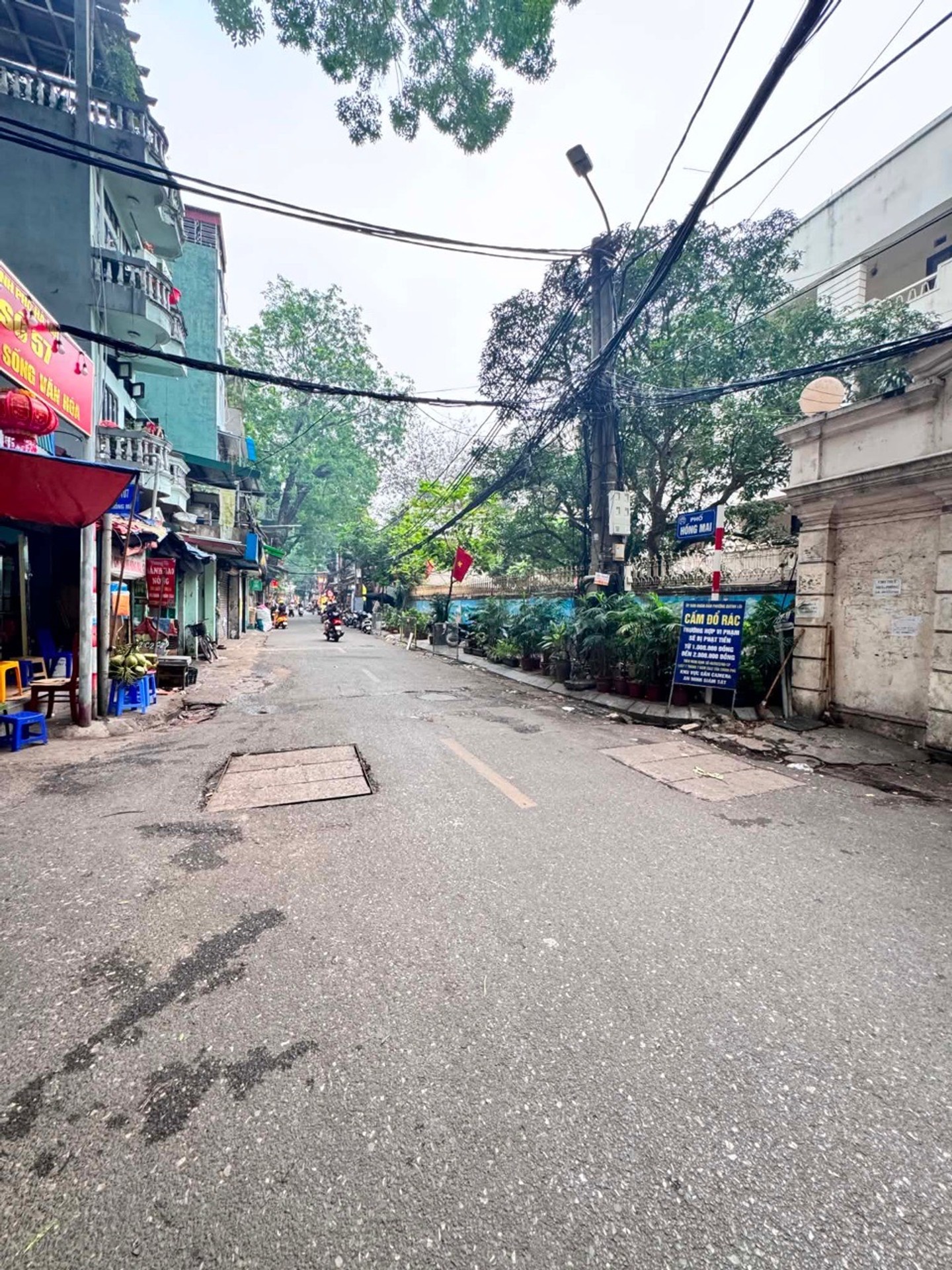 Bán nhà Hồng Mai - diện tích 15m2 4 tầng - Nhà nhỏ xinh, cực kỳ phù hợp vợ chồng trẻ - giá 1,65 tỷ