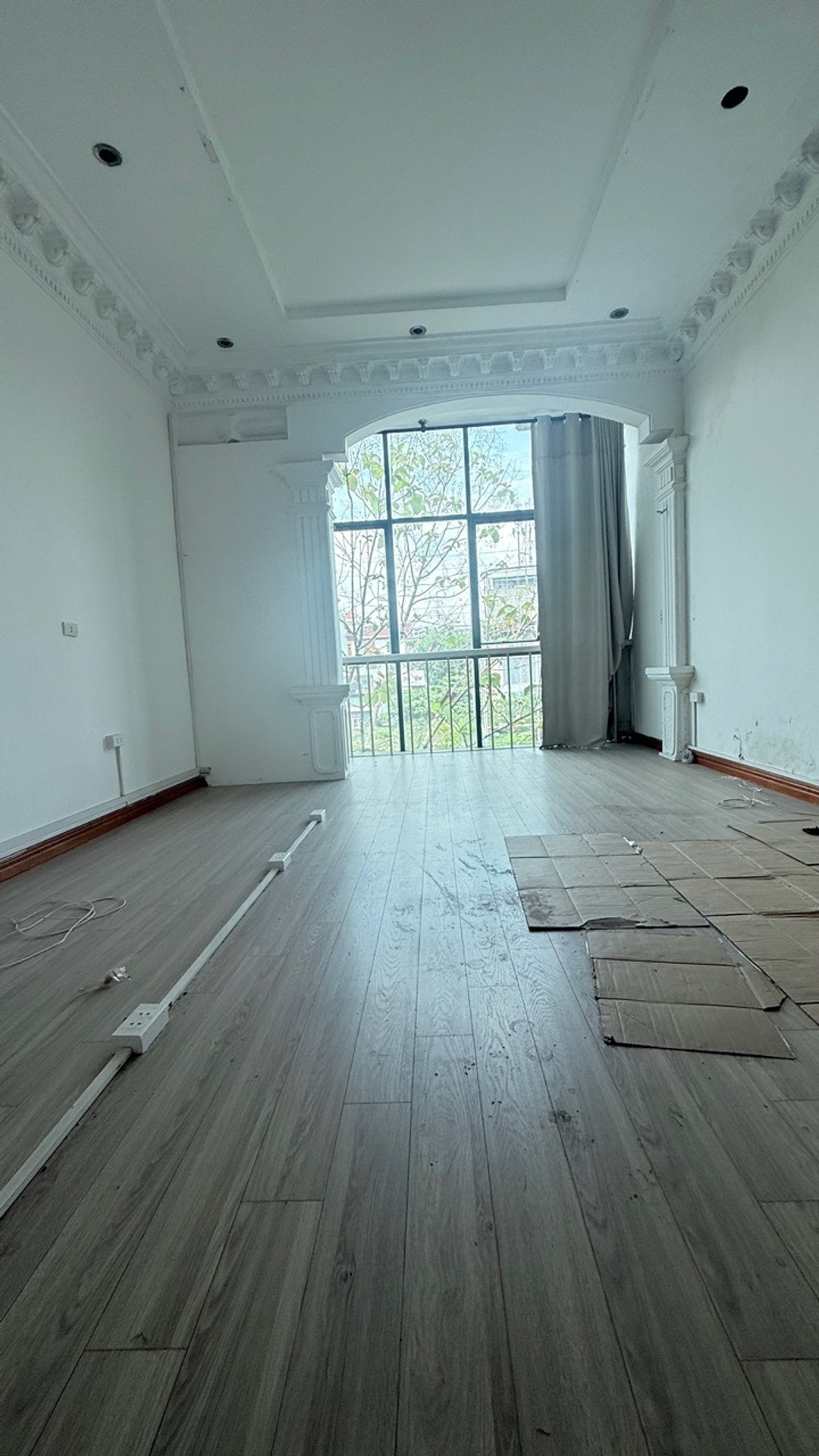 Bán nhà Kim Ngưu - diện tích 56m2 5 tầng - Mặt phố, ngõ ô tô tránh - giá 31 tỷ