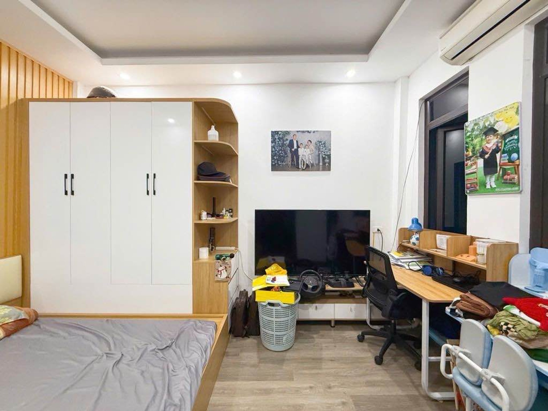 Bán nhà Hoàng Mai - diện tích 22m2 5 tầng - Gần ô tô - giá 5,8 tỷ