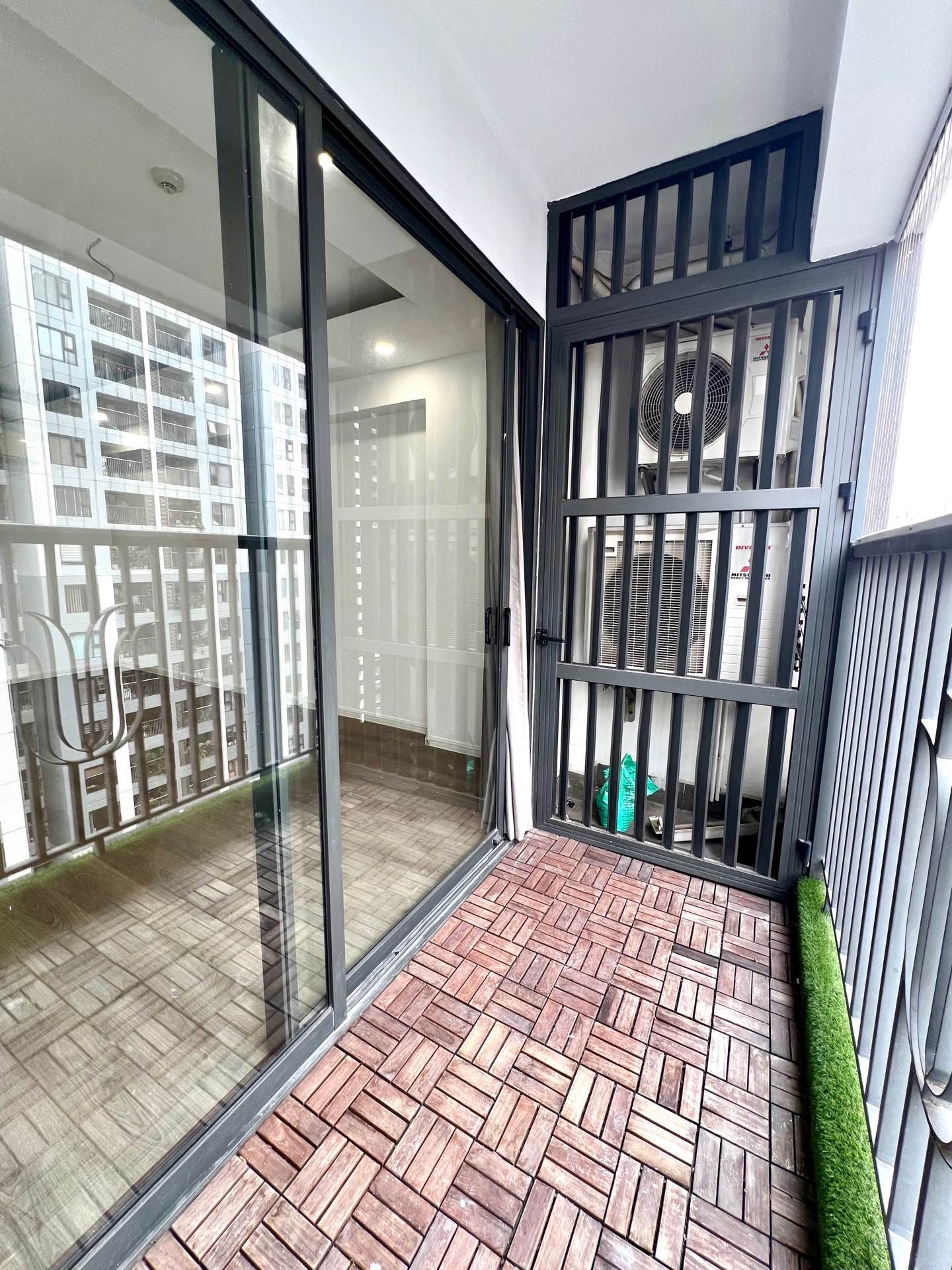 Bán nhà Minh Khai - diện tích 77m2 18 tầng - Chung cư đẹp hiếm có - giá 8,5 tỷ