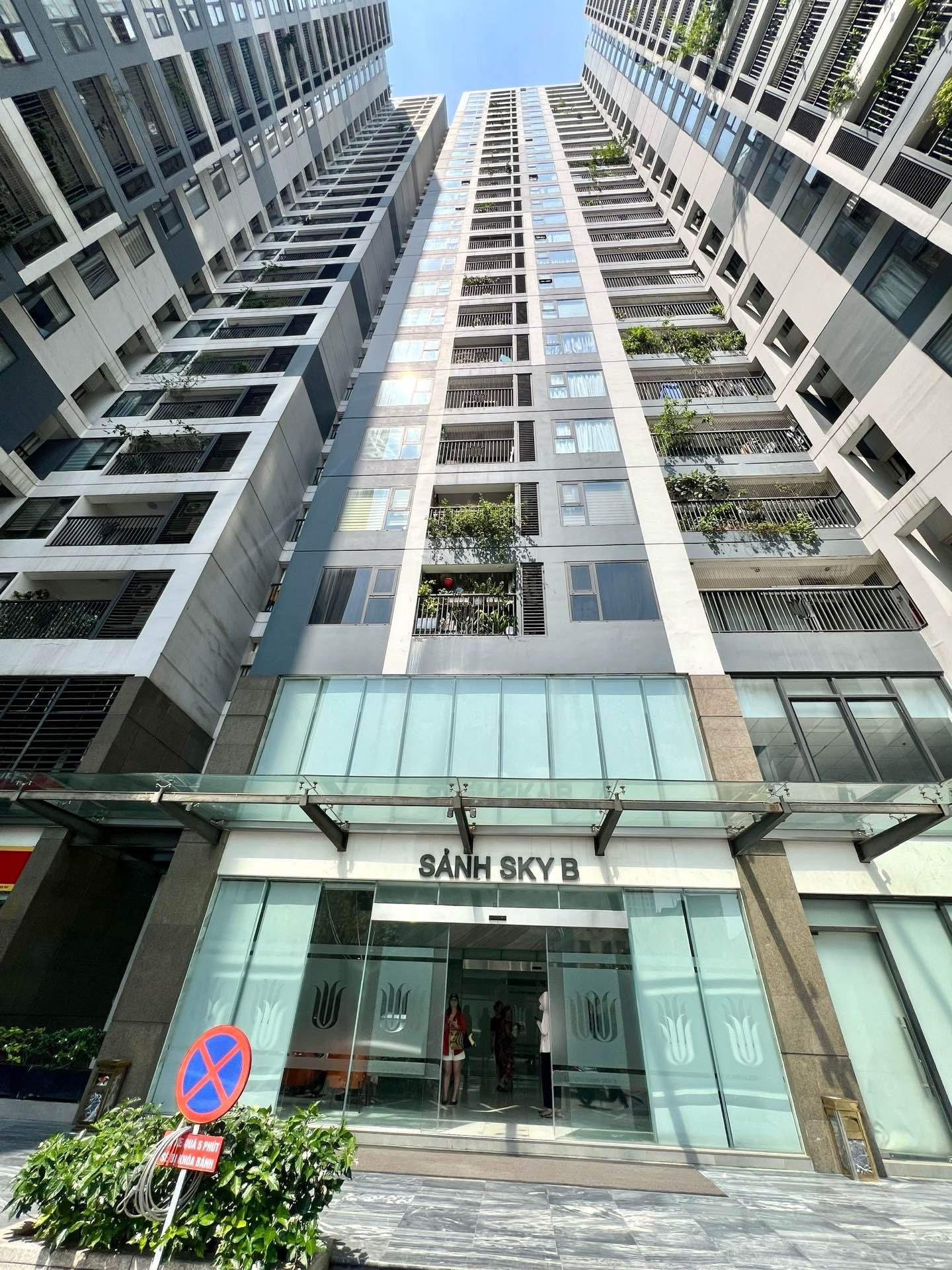 Bán nhà Minh Khai - diện tích 77m2 18 tầng - Chung cư đẹp hiếm có - giá 8,5 tỷ