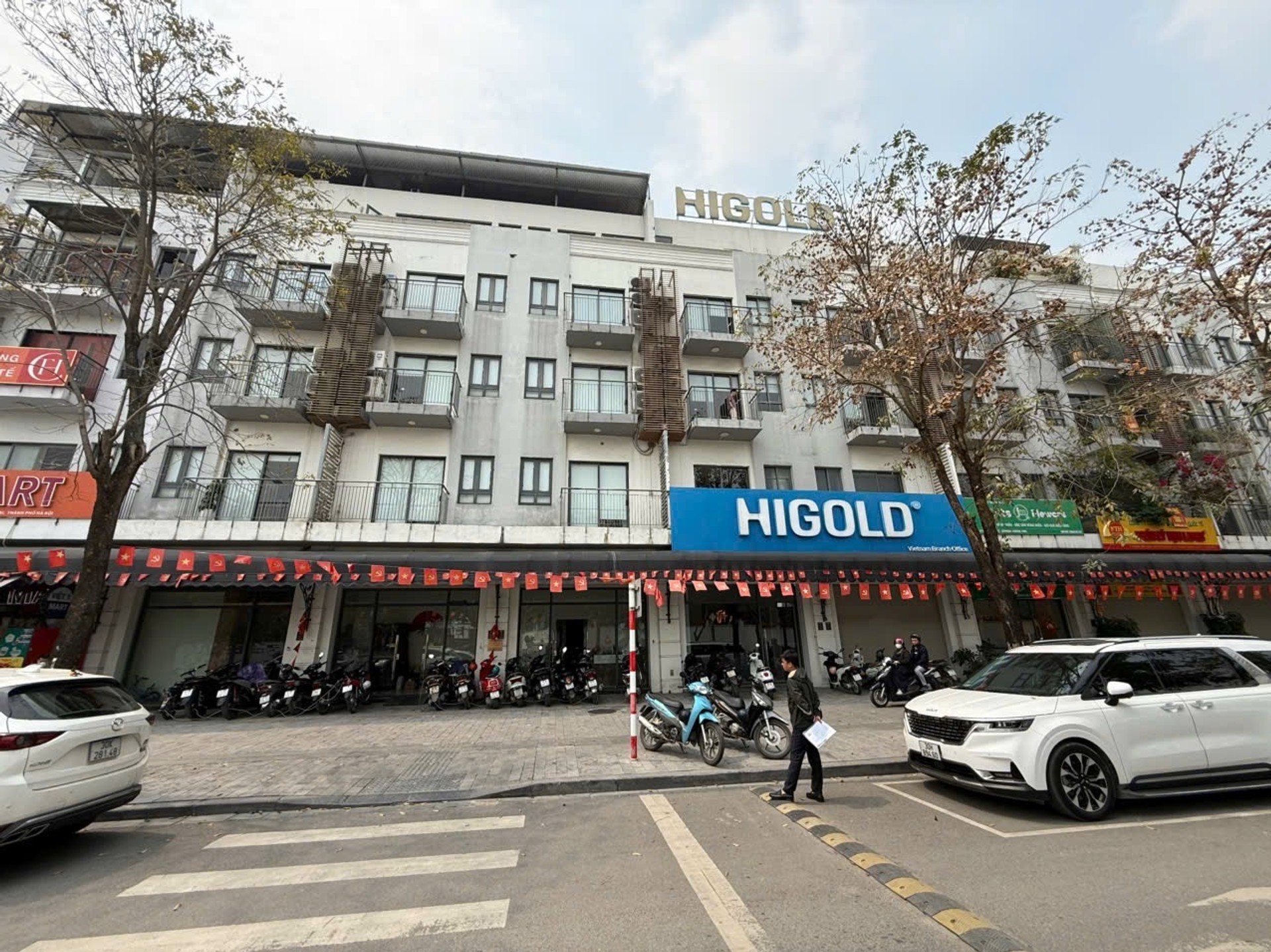 Bán nhà Nguyễn Xiển - diện tích 225m2 5 tầng - Mặt phố lớn, vỉa hè rộng - giá 99 tỷ