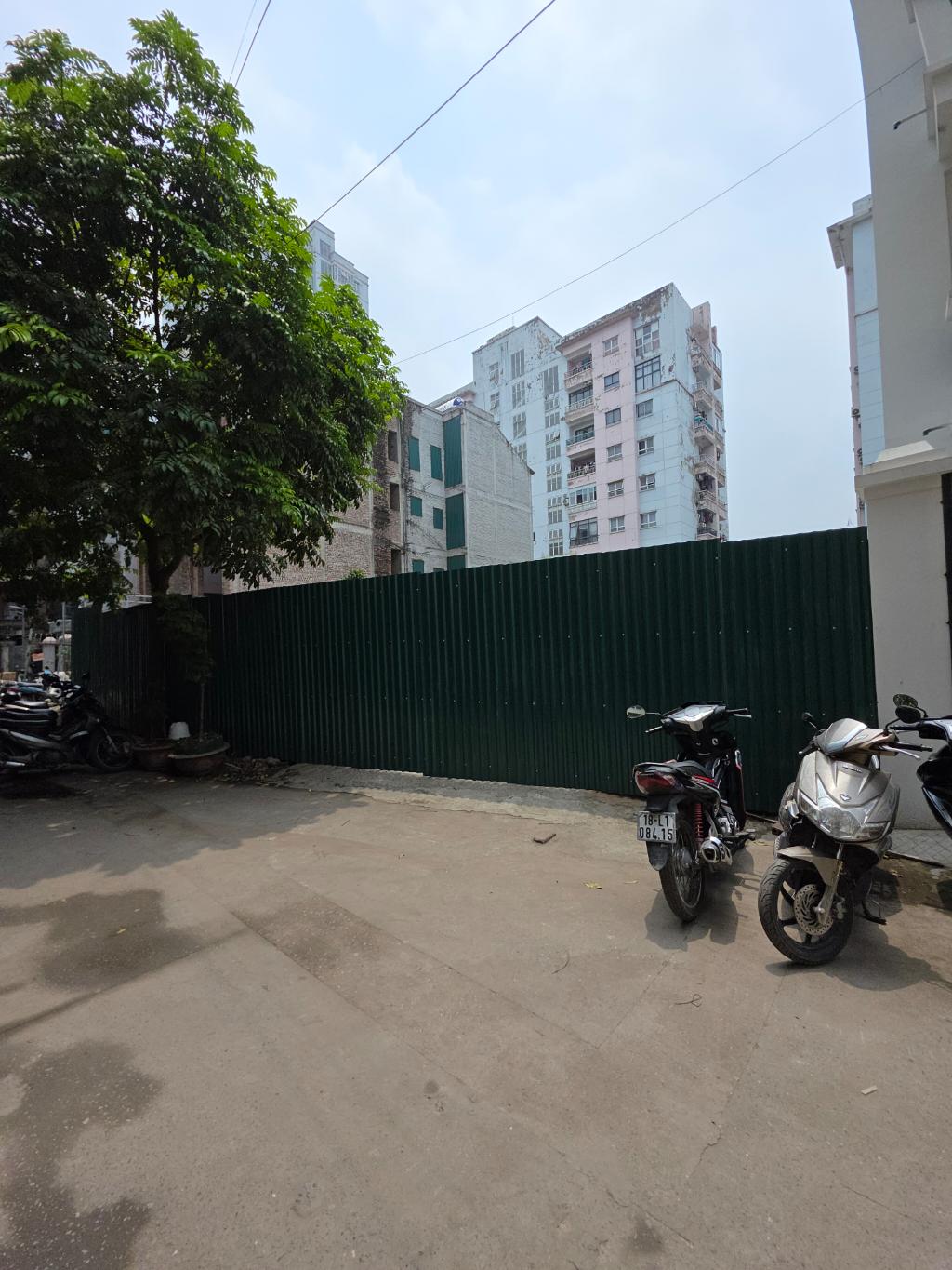 Bán nhà Mễ Trì Thượng - diện tích 105.6m2 1 tầng - Ô TÔ - giá 31,5 tỷ