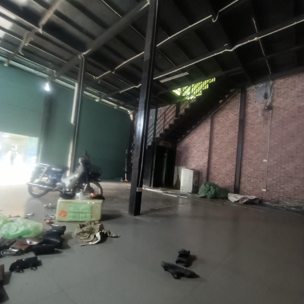 Bán nhà Nguyễn Chí Thanh - diện tích 130m2 2 tầng - Ô TÔ TRÁNH - giá 51 tỷ