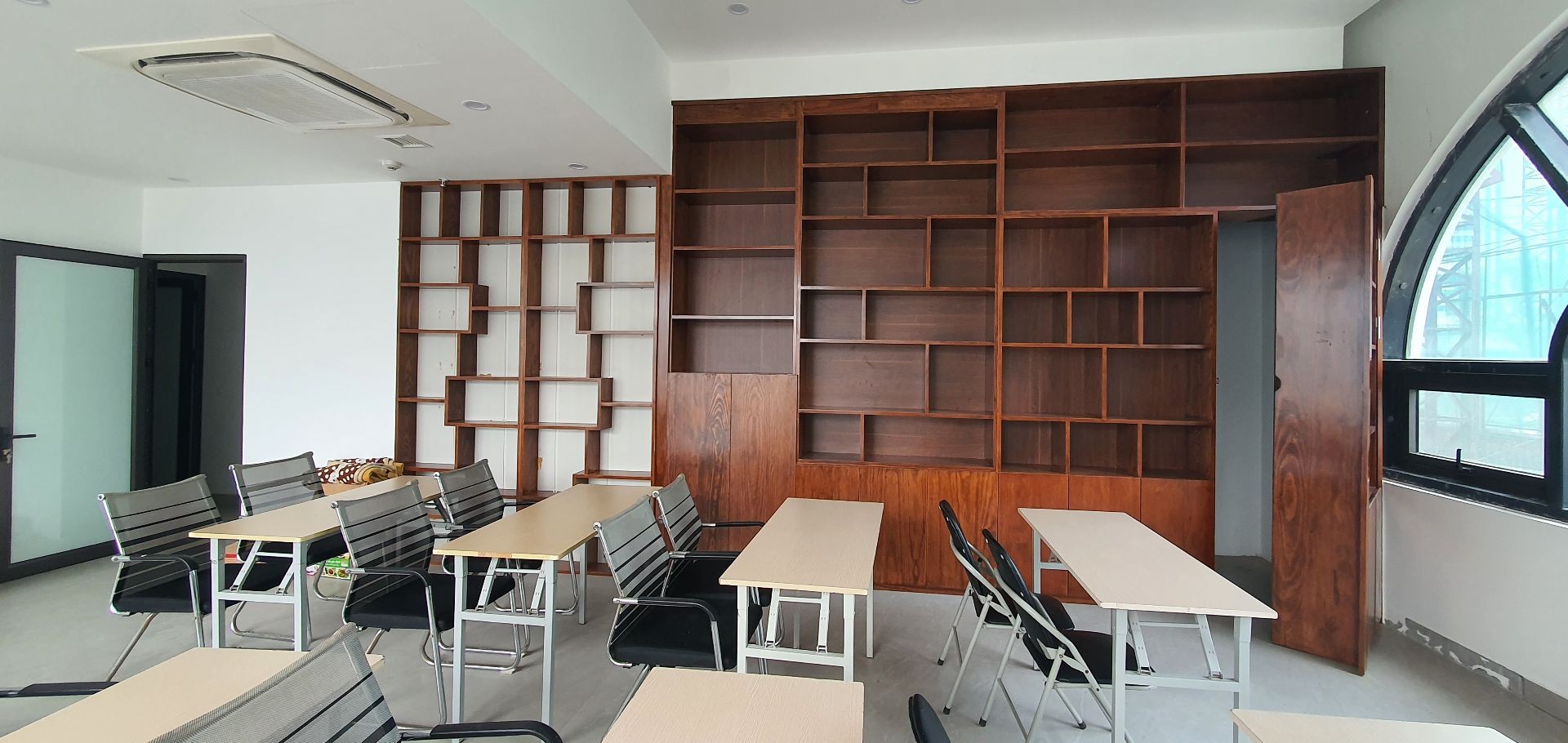 Bán nhà Đại Từ - diện tích 90m2 2 tầng - Căn góc 2 mặt tiền - giá 20 tỷ
