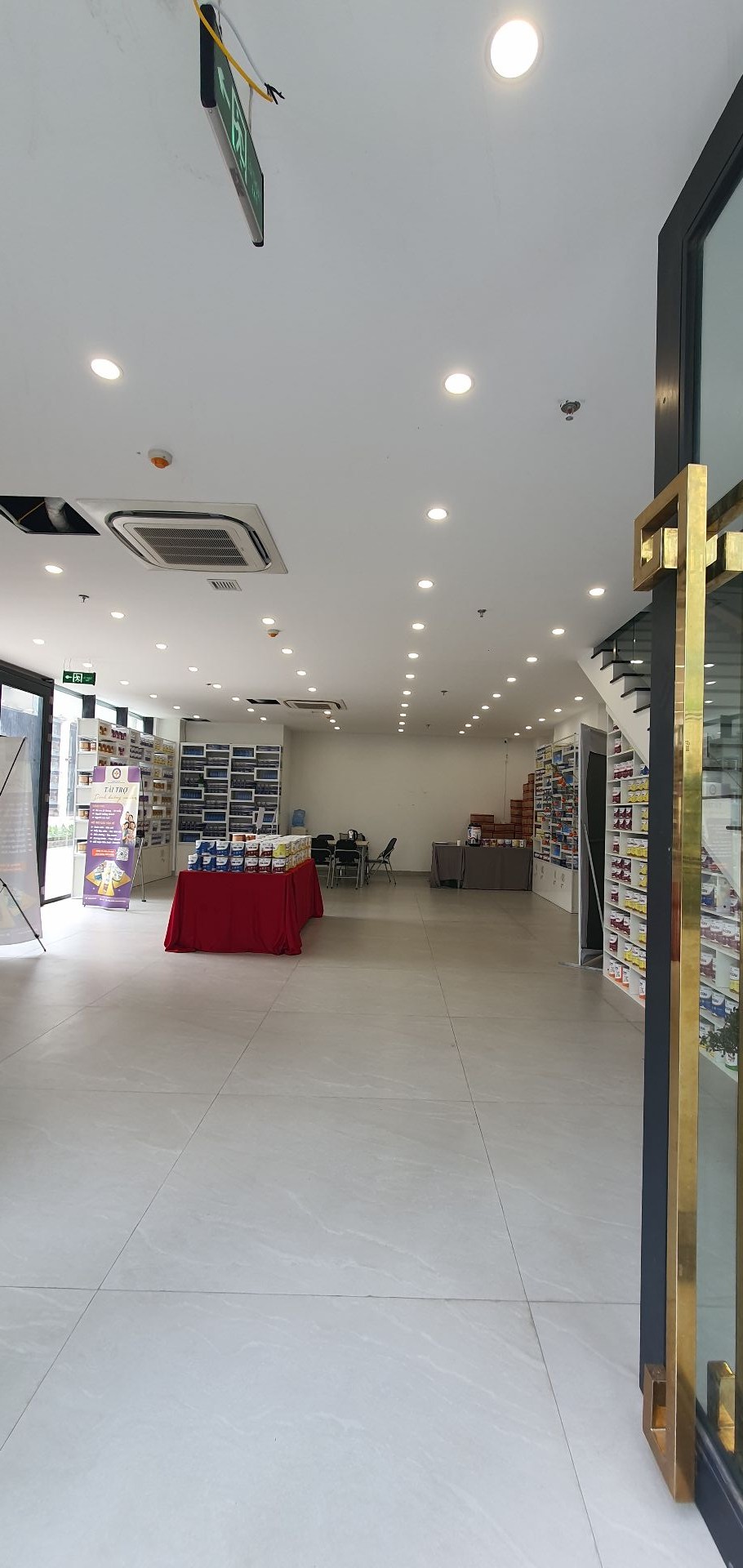 Bán nhà Đại Từ - diện tích 90m2 2 tầng - Căn góc 2 mặt tiền - giá 20 tỷ