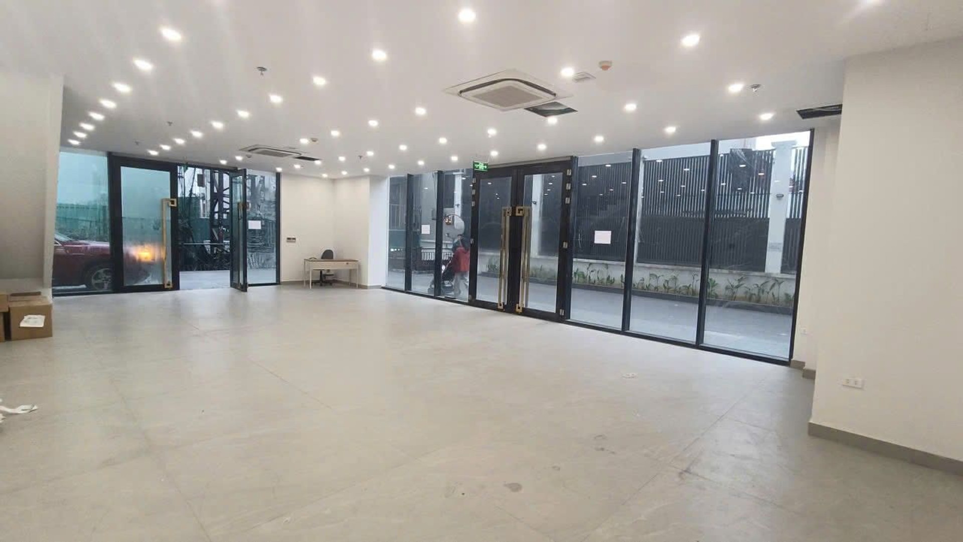 Bán nhà Đại Từ - diện tích 90m2 2 tầng - Căn góc 2 mặt tiền - giá 20 tỷ