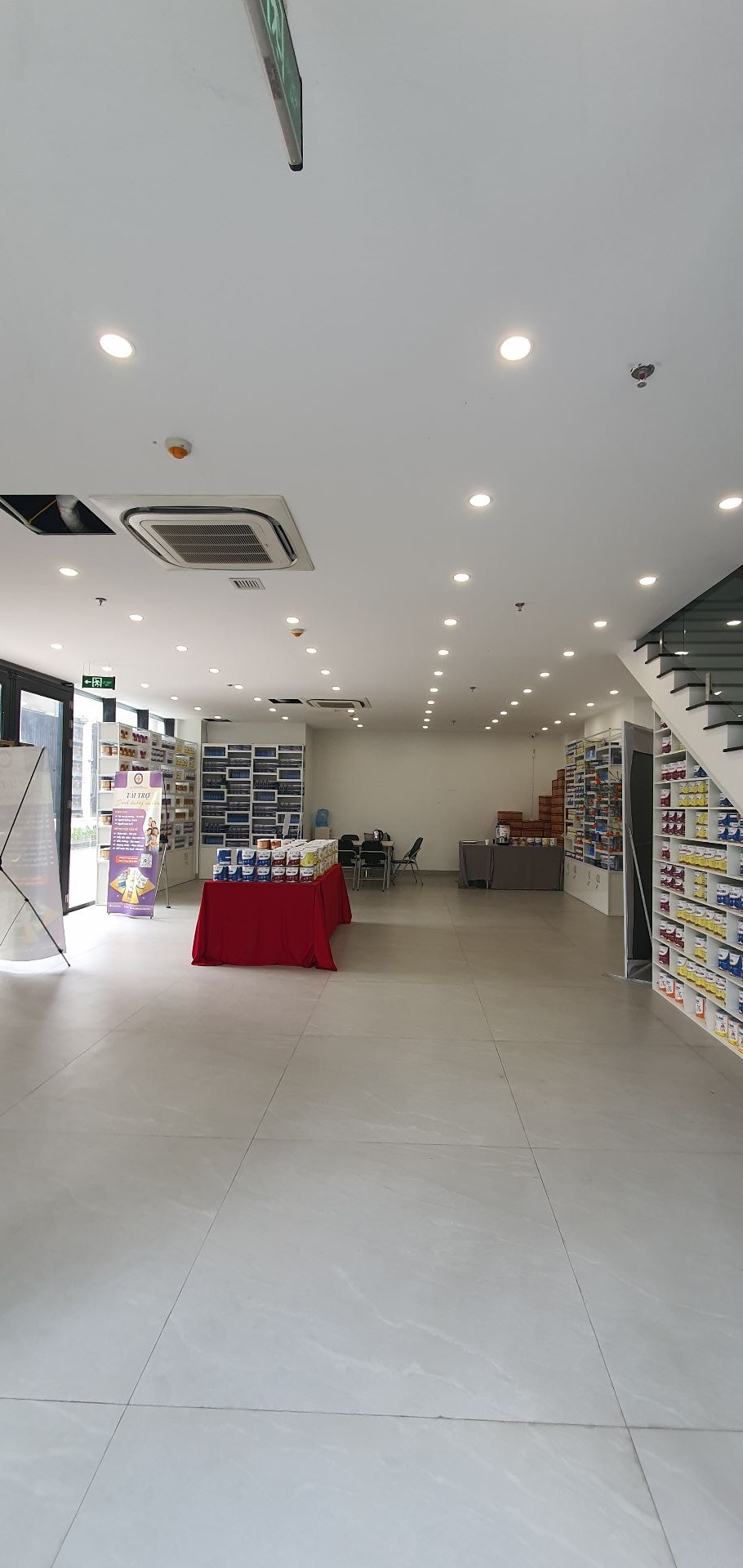 Bán nhà Đại Từ - diện tích 90m2 2 tầng - Căn góc 2 mặt tiền - giá 20 tỷ