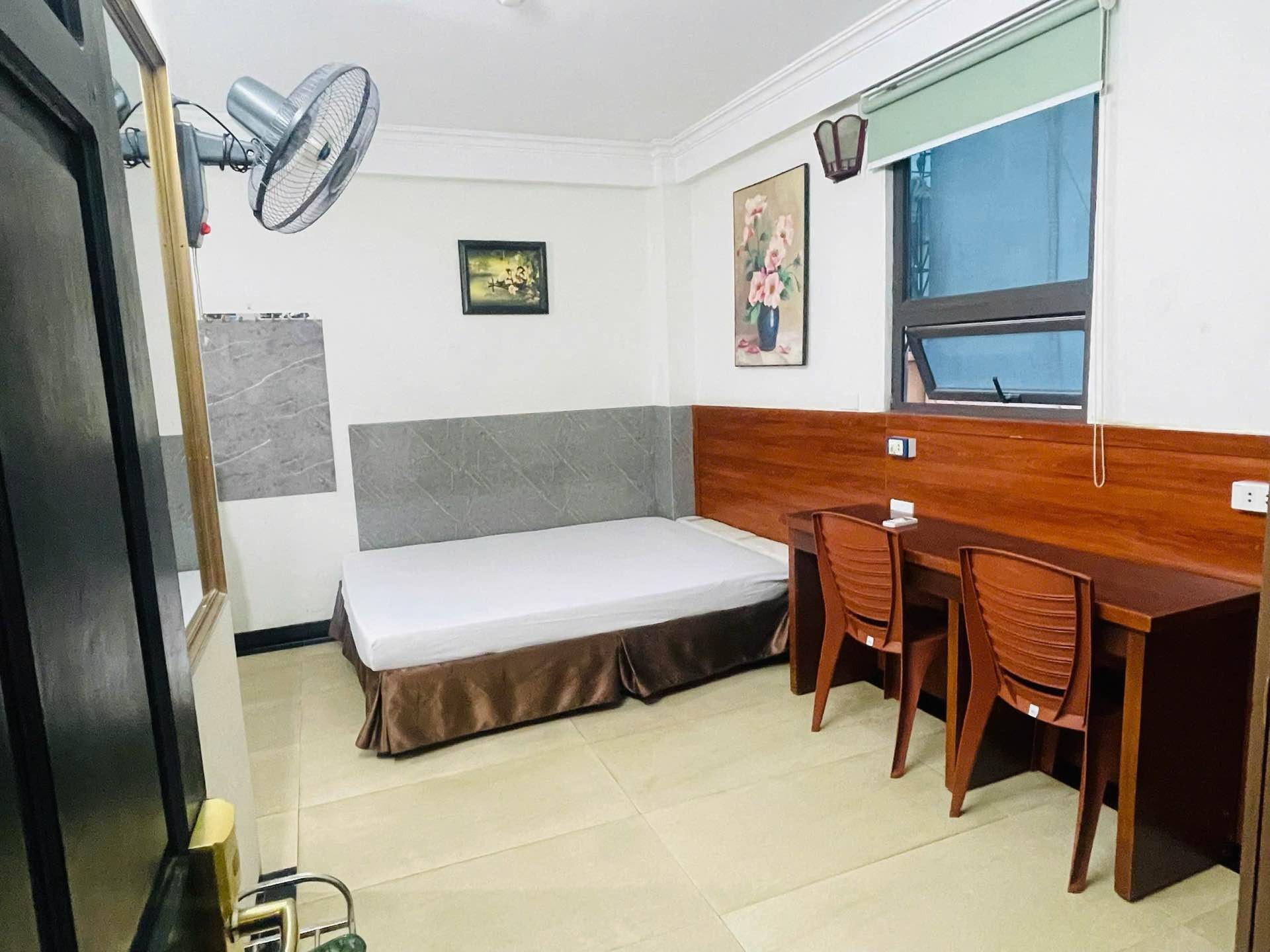 Bán nhà Pháo Đài Láng - diện tích 68m2 9 tầng - Lô góc 2 mặt thoáng - giá 36,8 tỷ