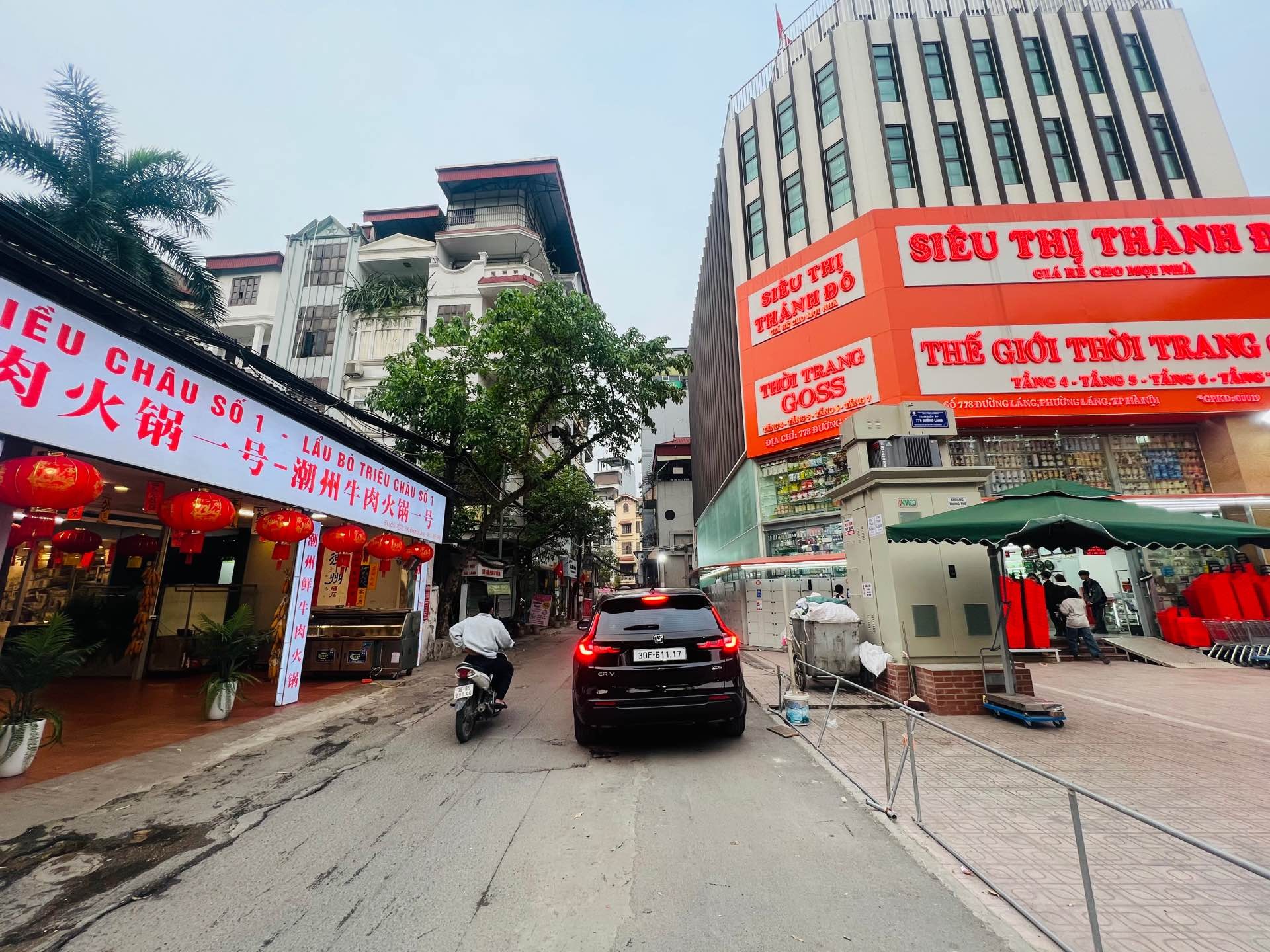 Bán nhà Pháo Đài Láng - diện tích 68m2 9 tầng - Lô góc 2 mặt thoáng - giá 36,8 tỷ