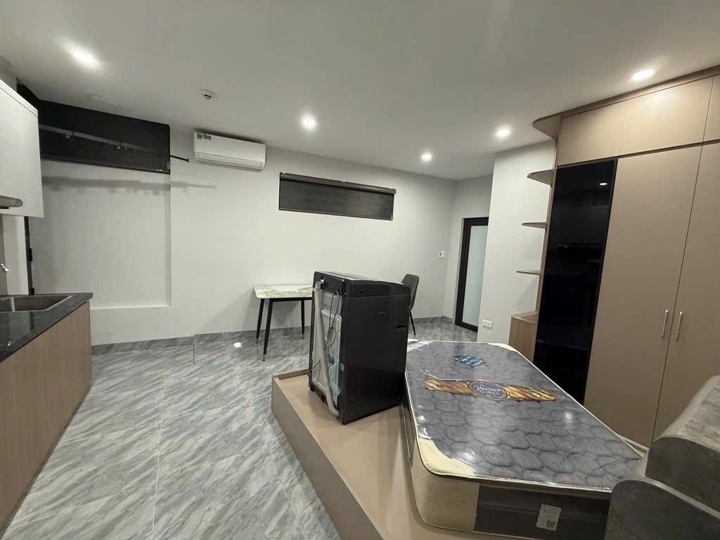 Bán nhà Hồng Mai - diện tích 61m2 5 tầng - Lô góc 3 mặt thoáng - giá 15,4 tỷ