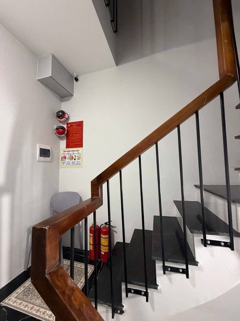 Bán nhà Hồng Mai - diện tích 61m2 5 tầng - Lô góc 3 mặt thoáng - giá 15,4 tỷ