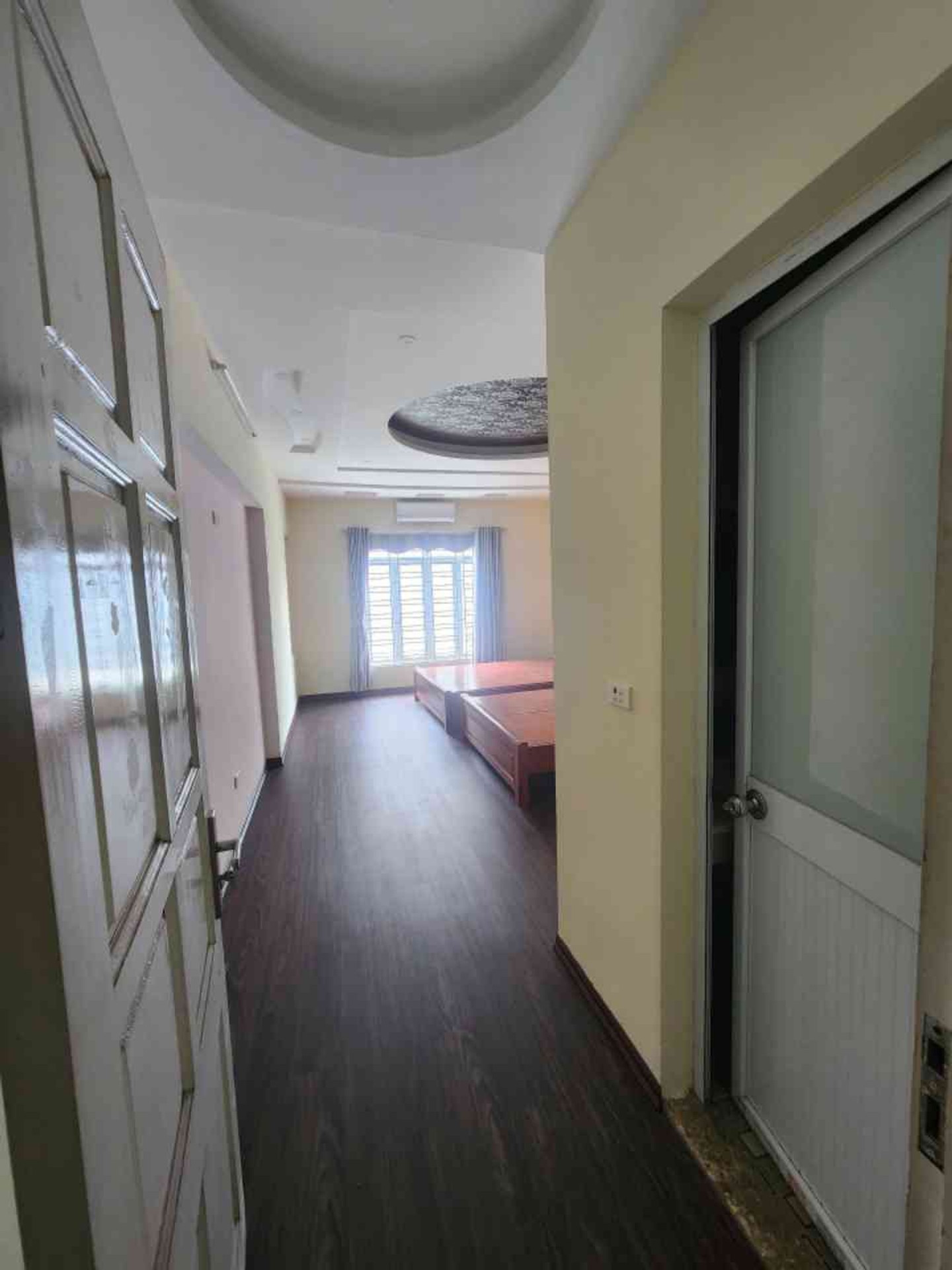 Bán nhà Lĩnh Nam - diện tích 36m2 5 tầng - Lô góc thoáng sáng - giá 8,6 tỷ