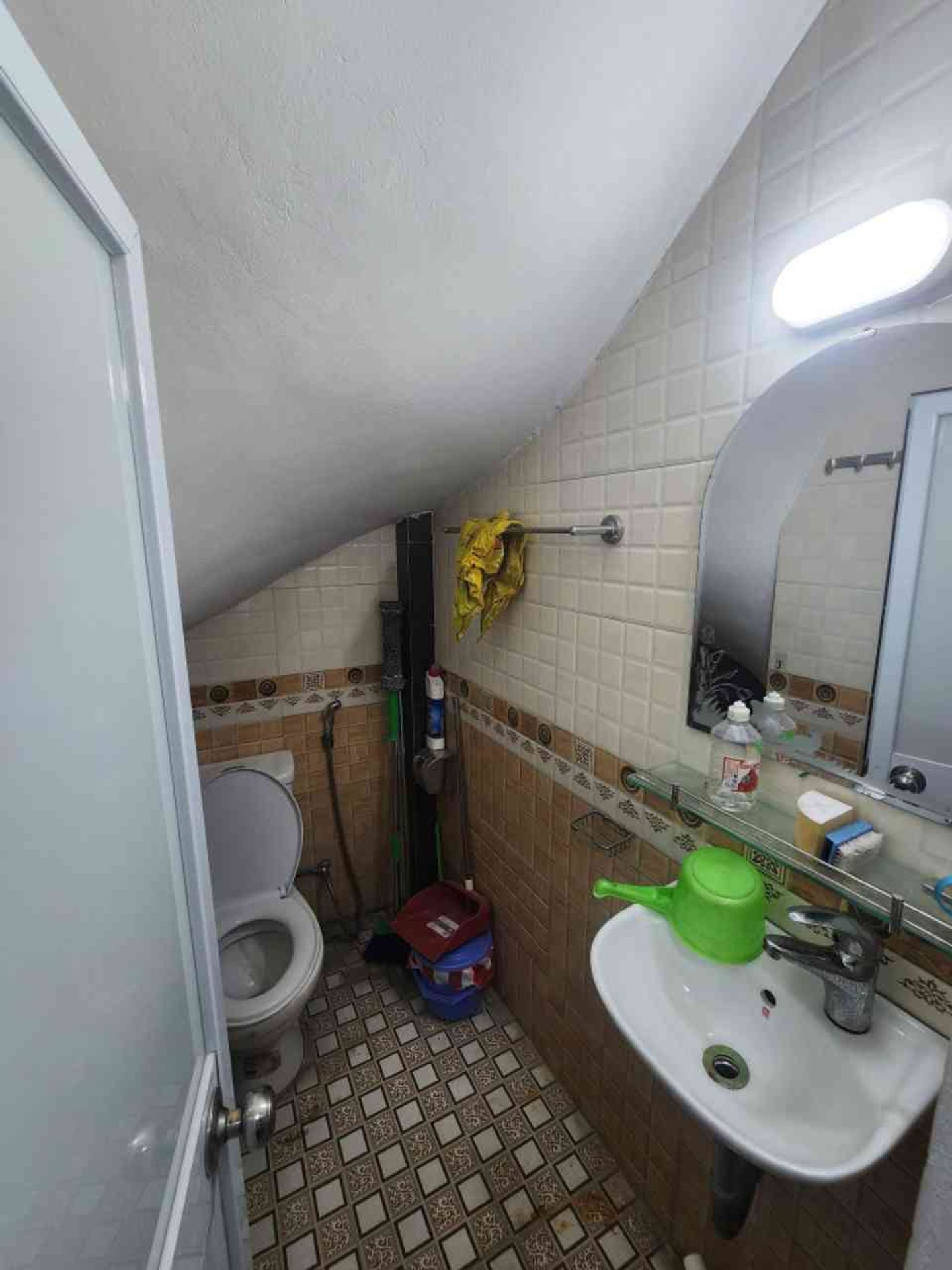 Bán nhà Lĩnh Nam - diện tích 36m2 5 tầng - Lô góc thoáng sáng - giá 8,6 tỷ