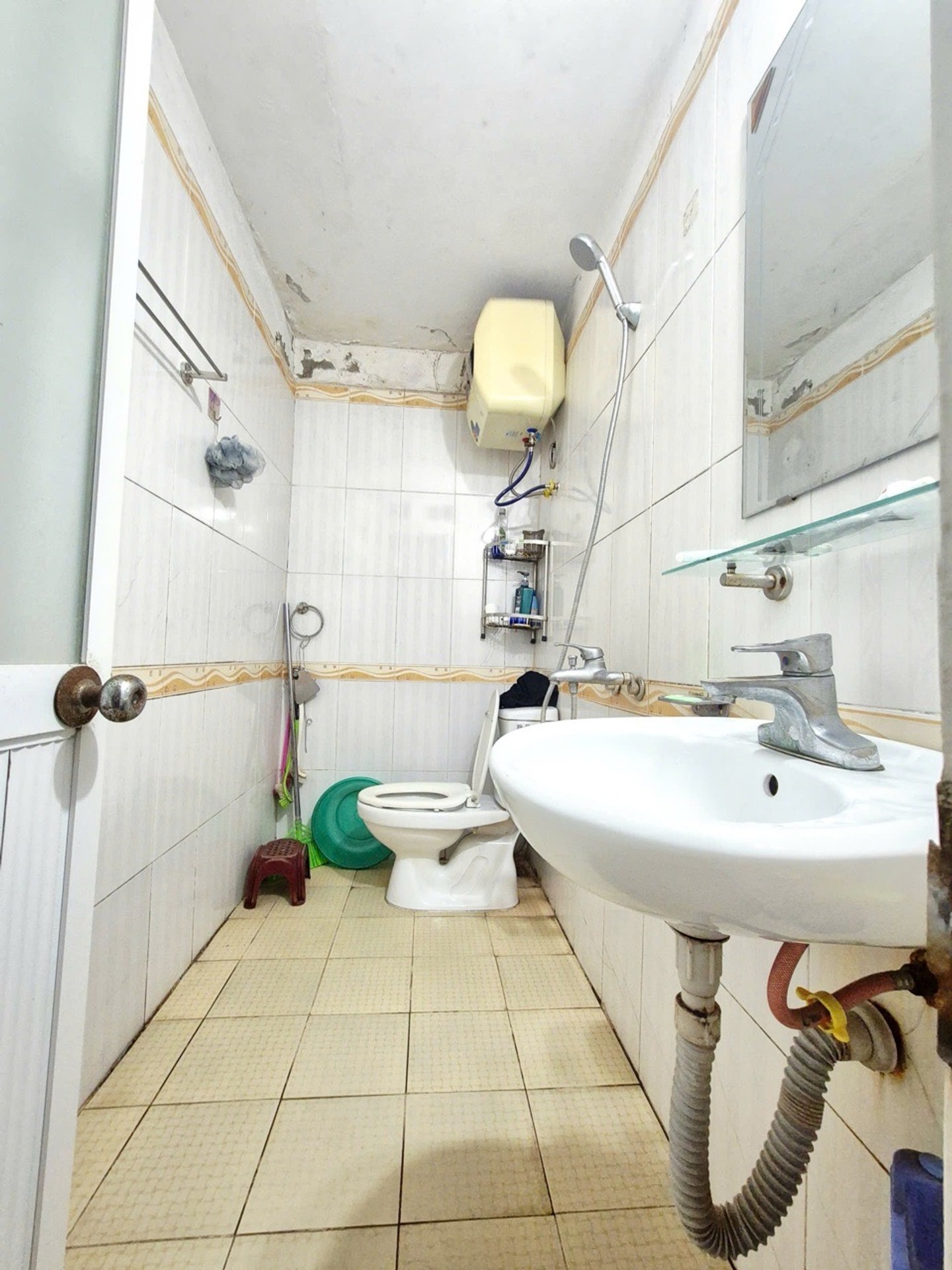 Bán nhà Định Công Hạ - diện tích 35m2 4 tầng - Ô tô cách 20m - giá 7,8 tỷ
